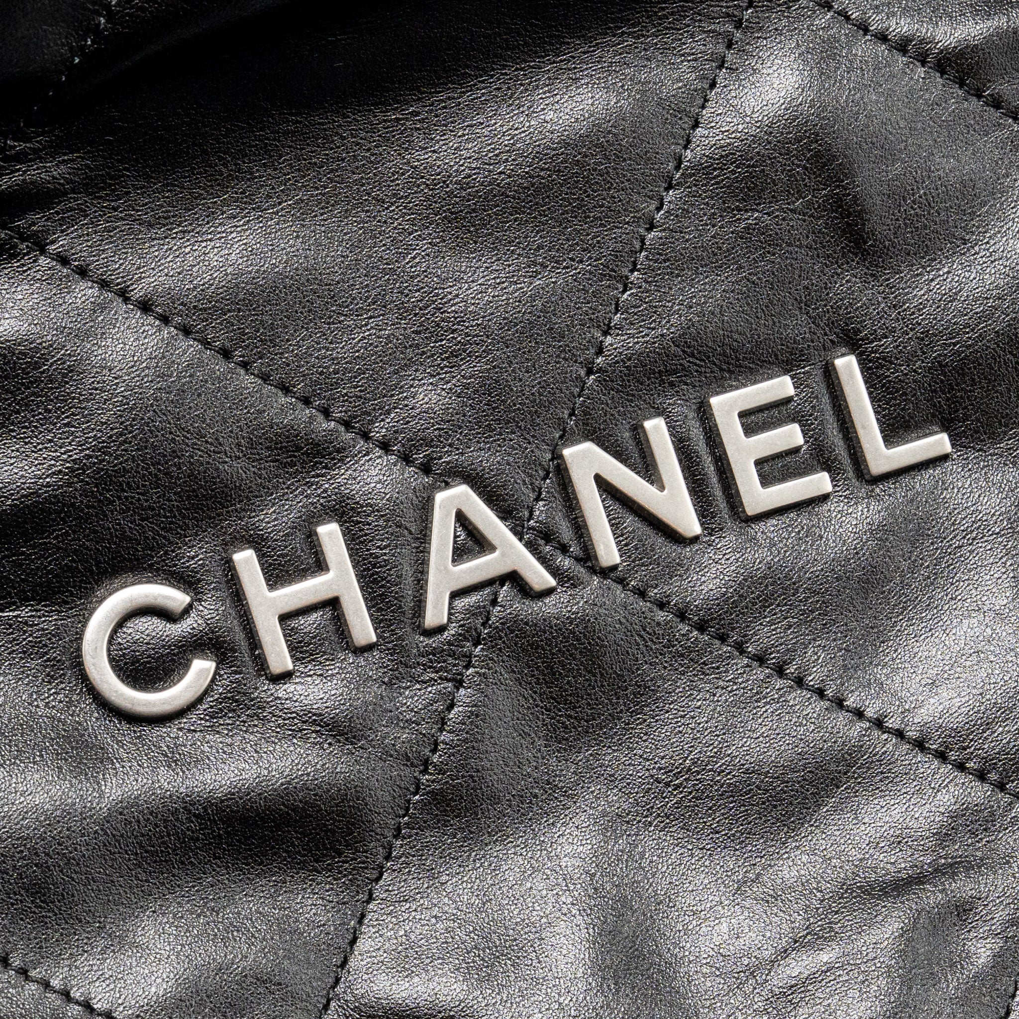 Chanel small 22 bag shiny calfskin black SHW (microchip) - Image 13