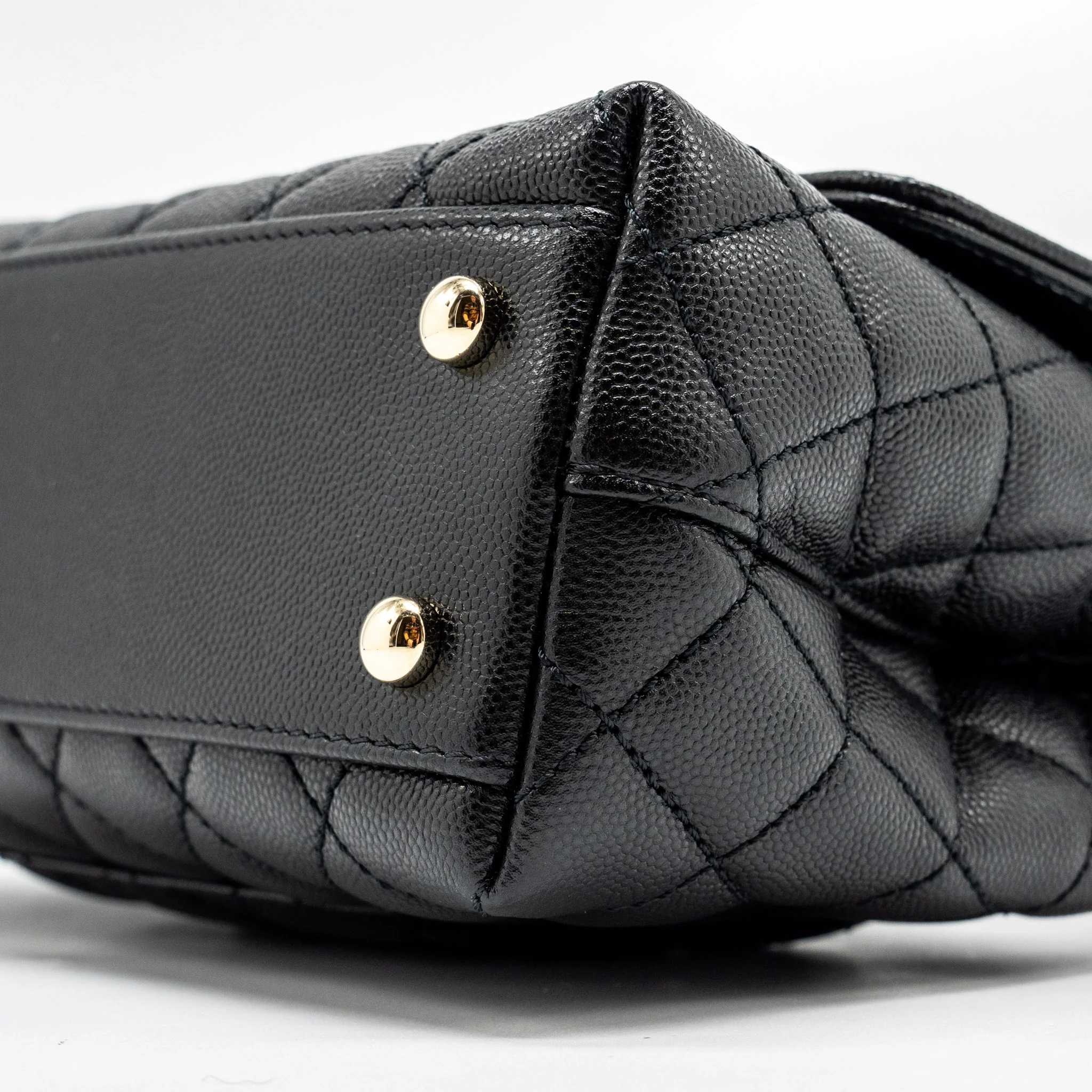 Chanel SMALL COCO HANDLE CAVIAR black LGHW (microchip) - Image 7