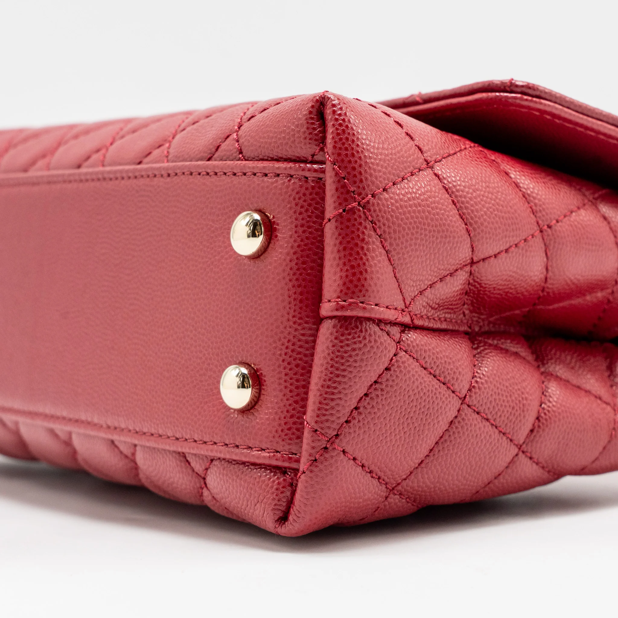 Chanel Small Coco handle caviar red LGHW (microchip) - Image 7