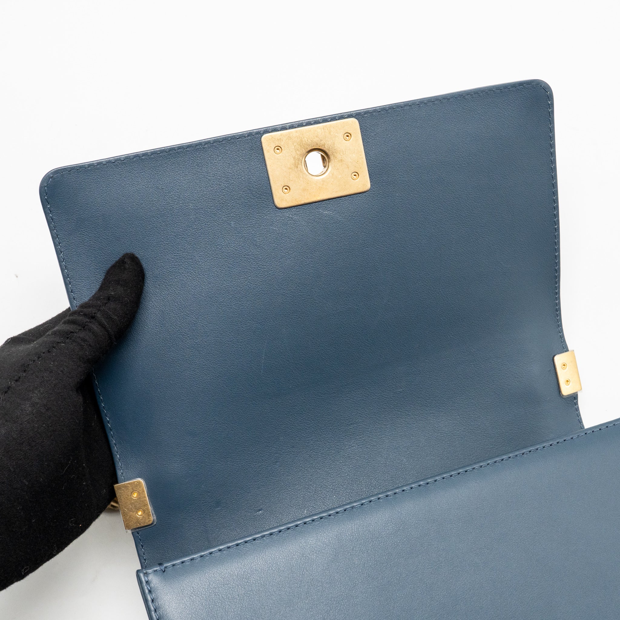 Chanel Top Handle Boy Bag Calfskin Blue GHW - Image 15