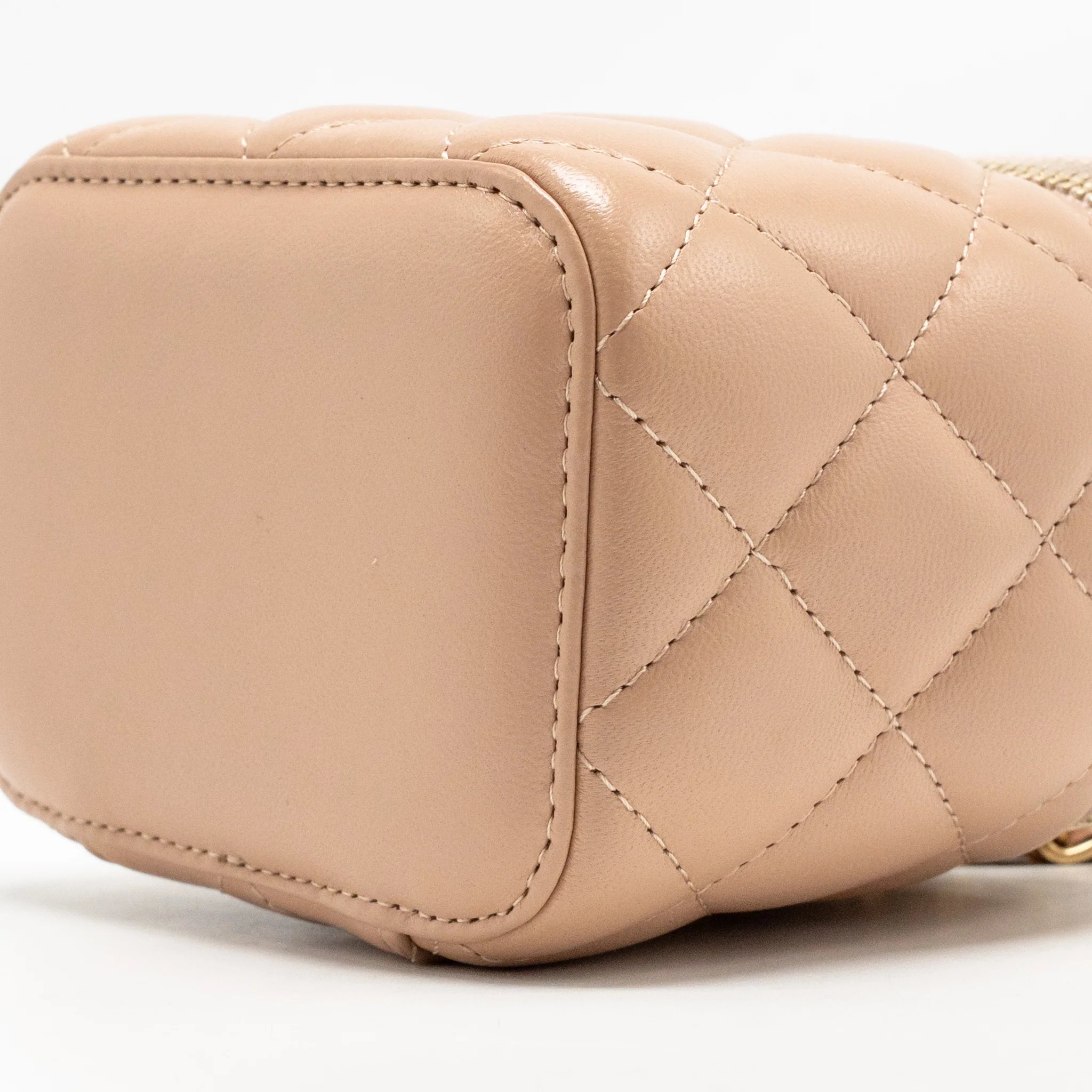 Chanel Top Handle Mini Vanity Lambskin Beige GHW - Image 8