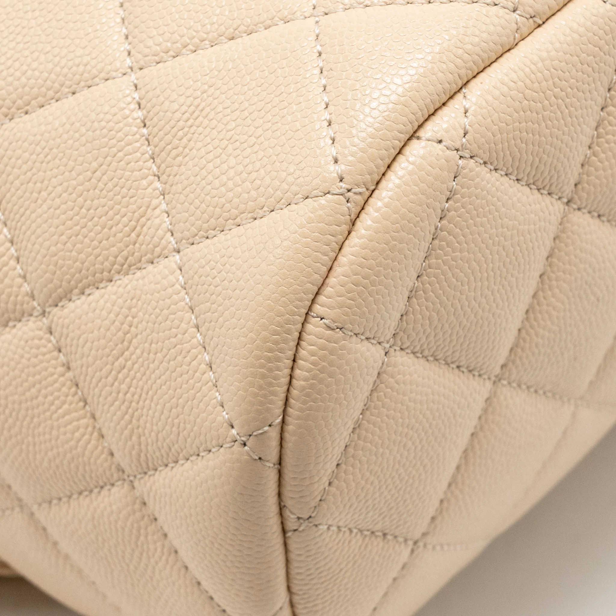 Chanel Urban Spirit backpack caviar beige LGHW (microchip) - Image 9