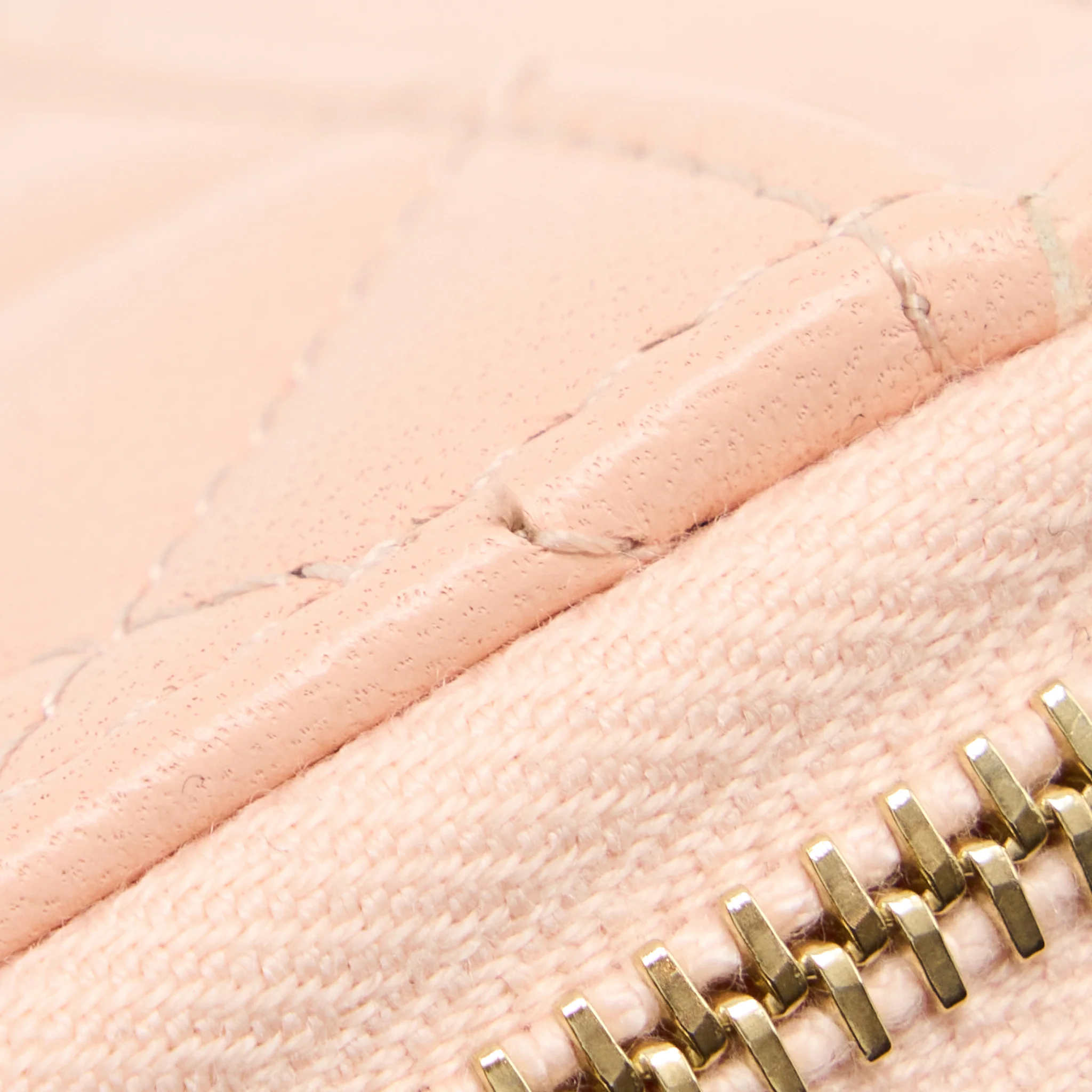 Chanel Zip Card Holder Lambskin Light Pink LGHW - Image 7