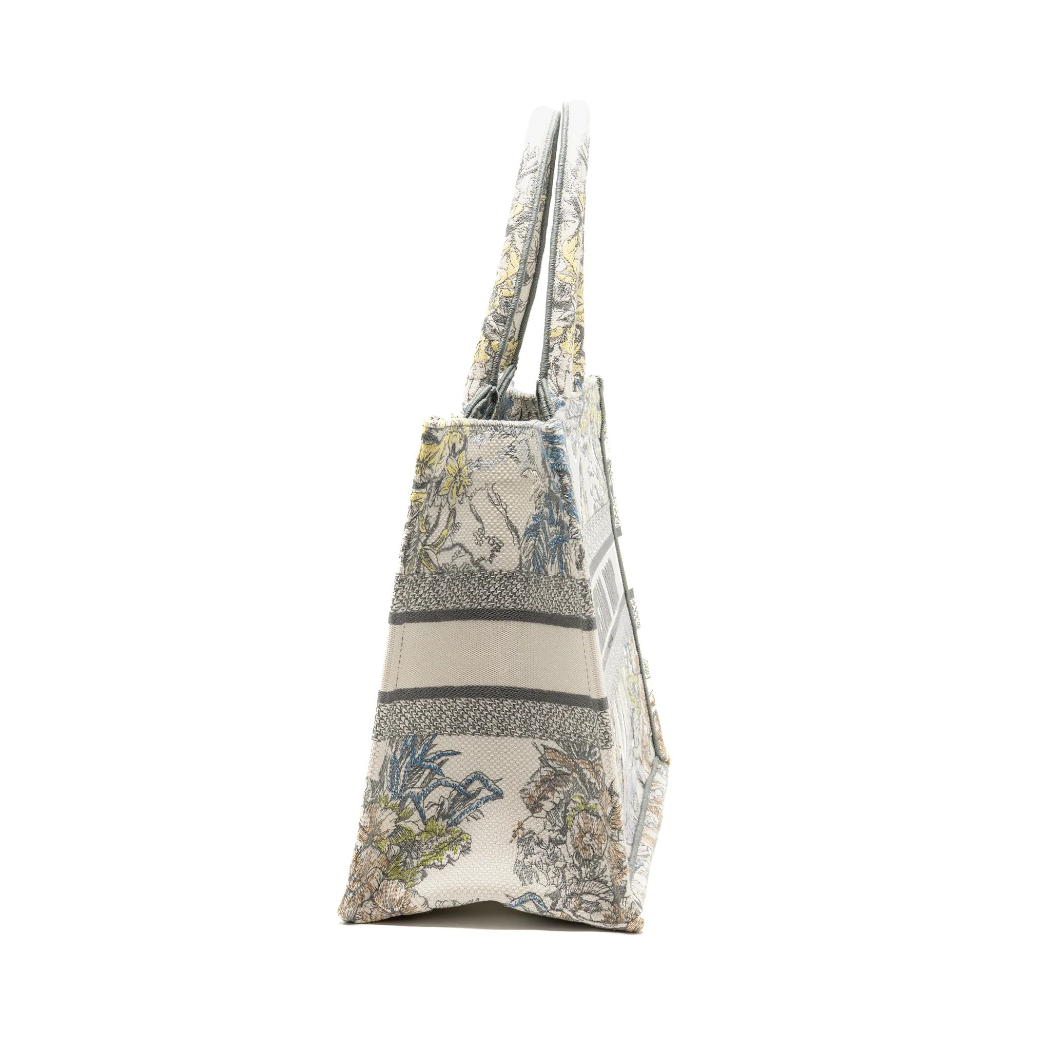 Dior Medium Book Tote Rêve D'Infini Embroidery Canvas Multicolour - Image 4