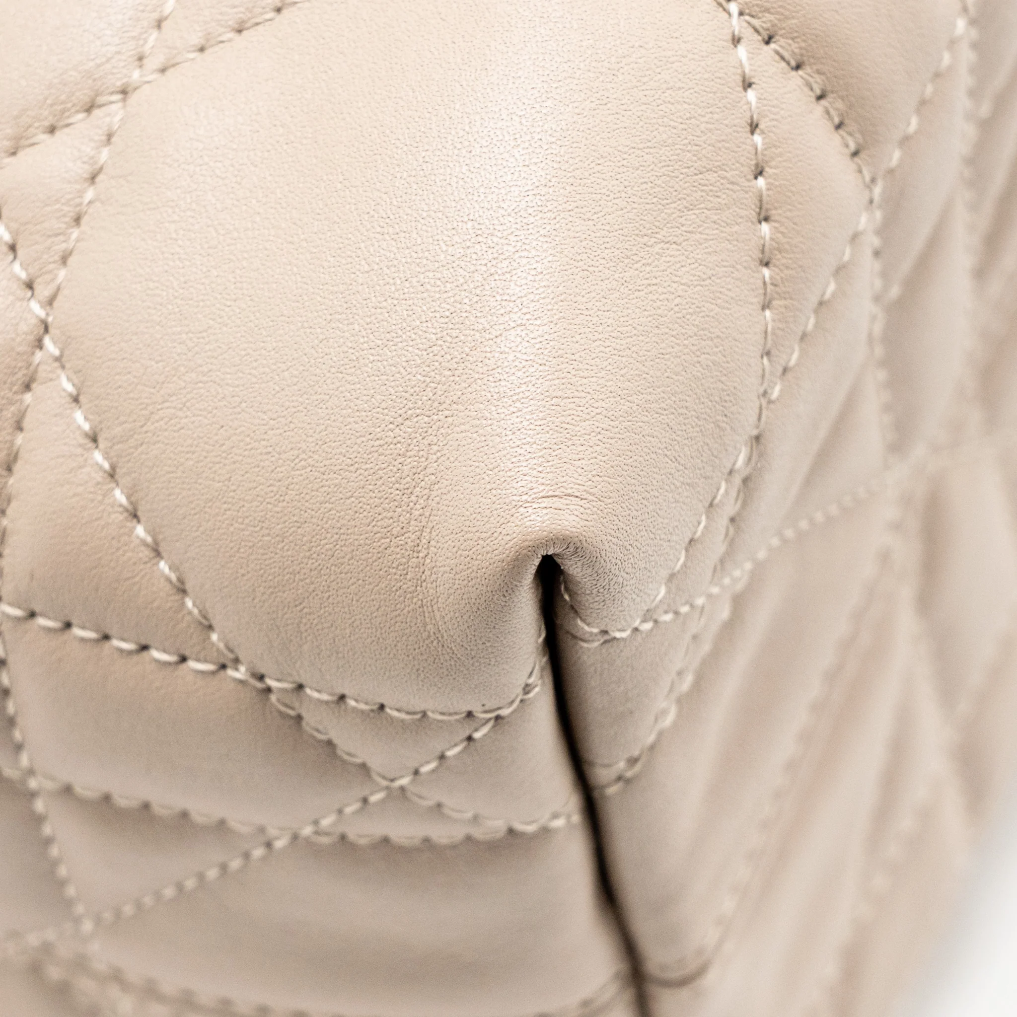 Dior Small Toujours Tote Bag Macrocannage Calfskin Powder Beige LGHW - Image 10