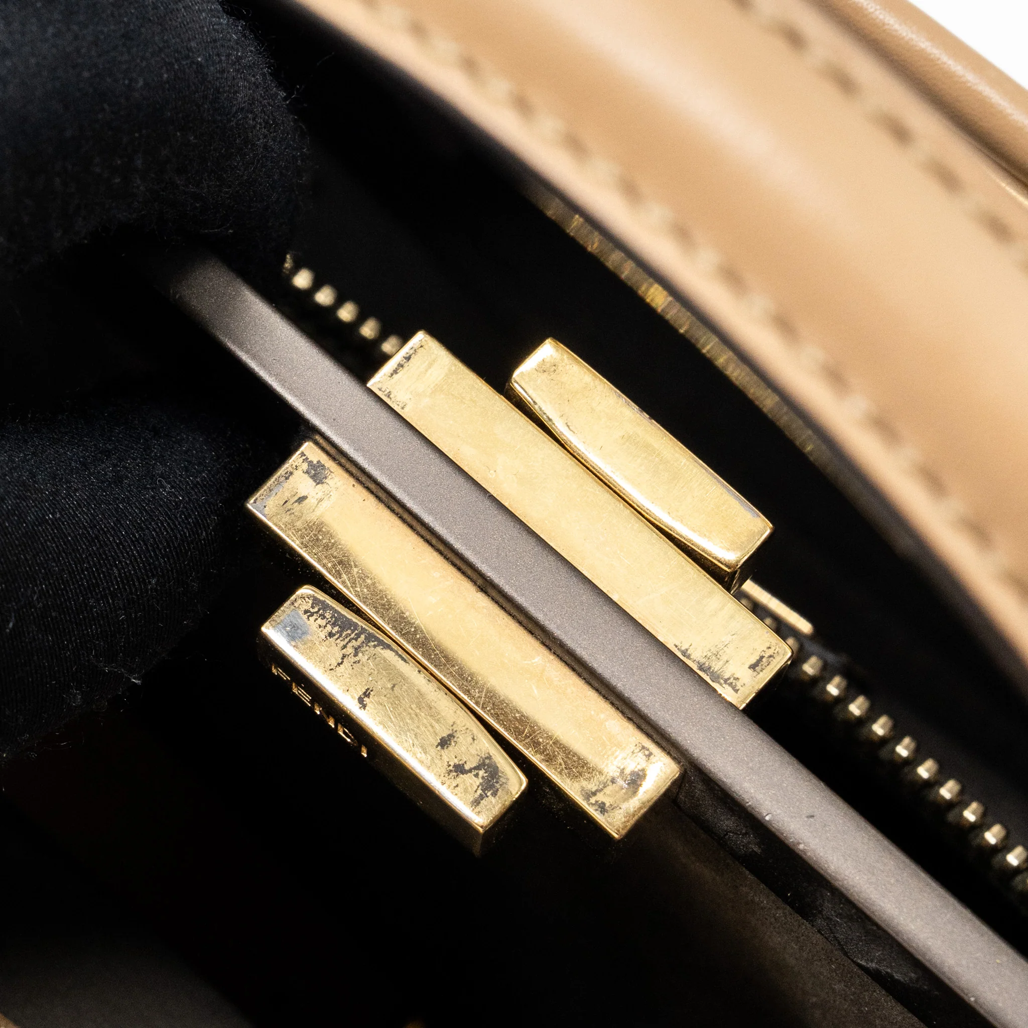 Fendi medium peekaboo calfskin tobacco multicolour hardware - Image 13