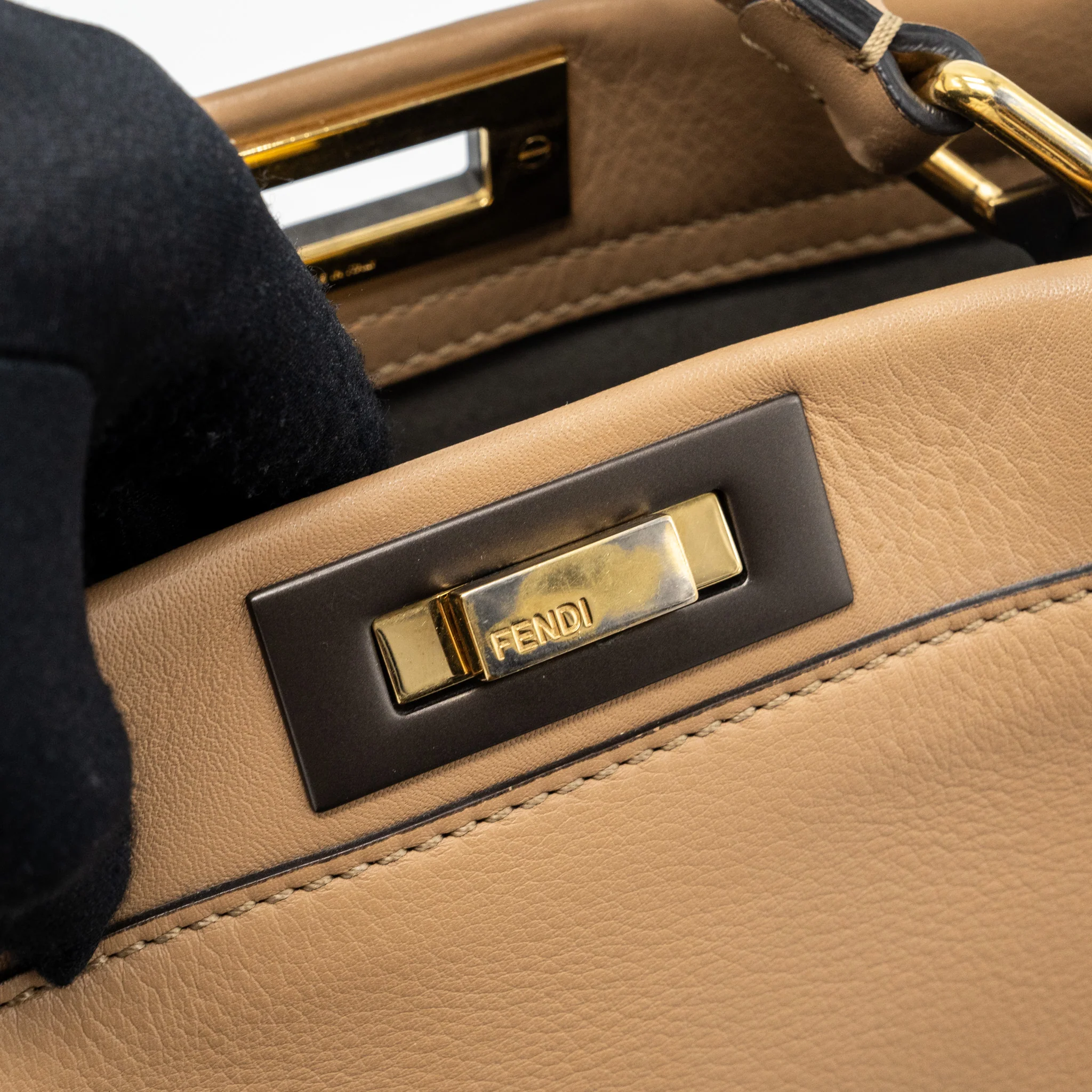Fendi medium peekaboo calfskin tobacco multicolour hardware - Image 9