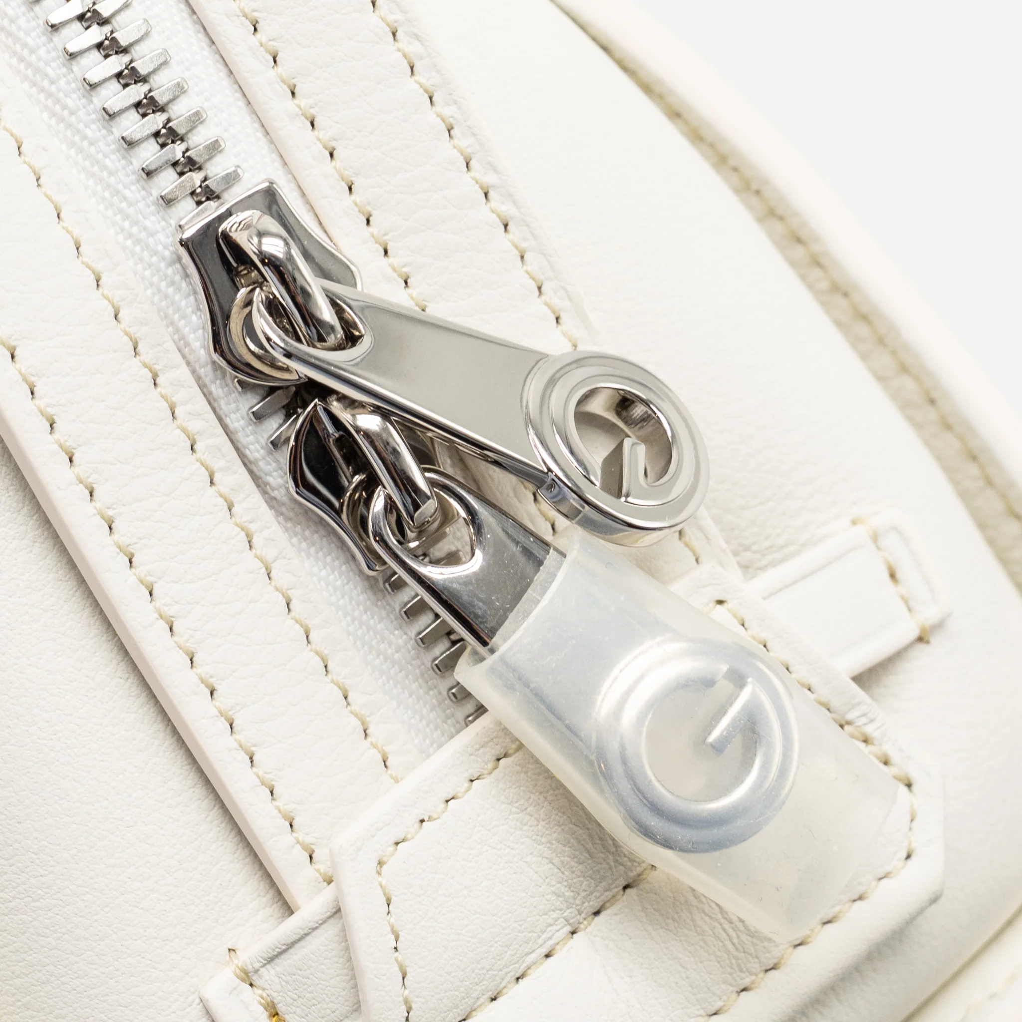 Goyard Bonbonniere Bag Goyardine Canvas / Calfskin White SHW - Image 12