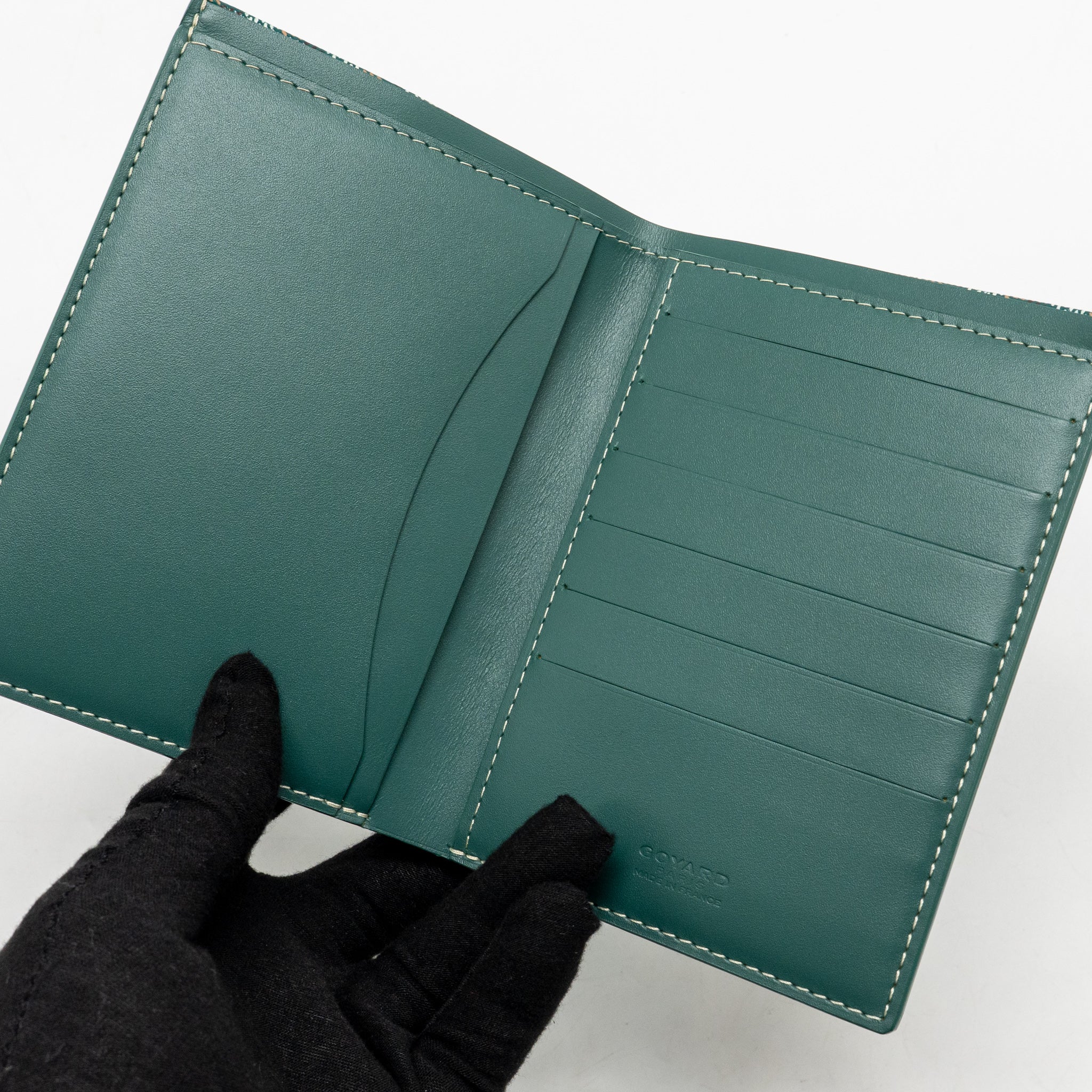 Goyard passport holder/compact wallet Goyardine canvas green - Image 9