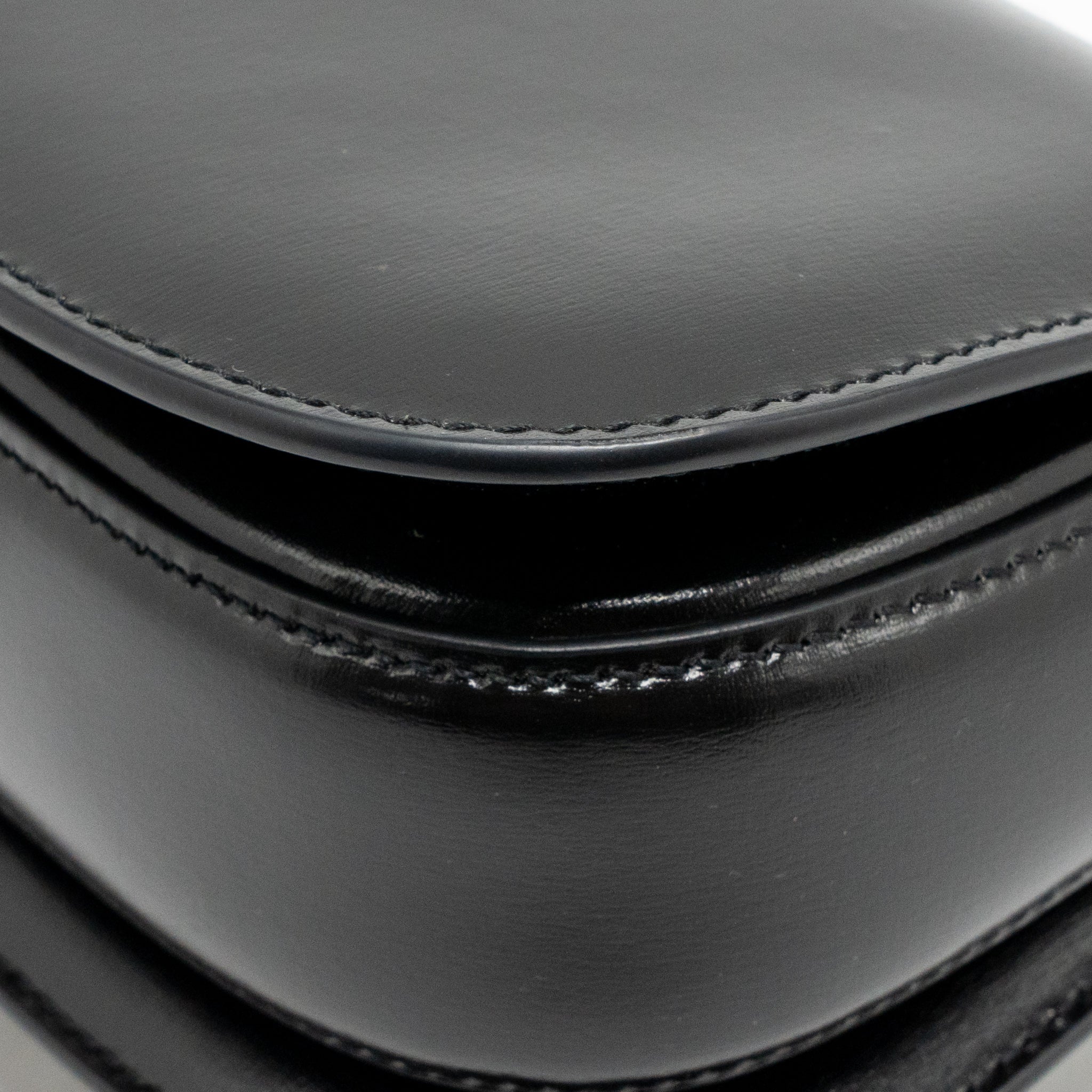 Gucci bamboo 1947 mini bag leather black with black hardware - Image 10