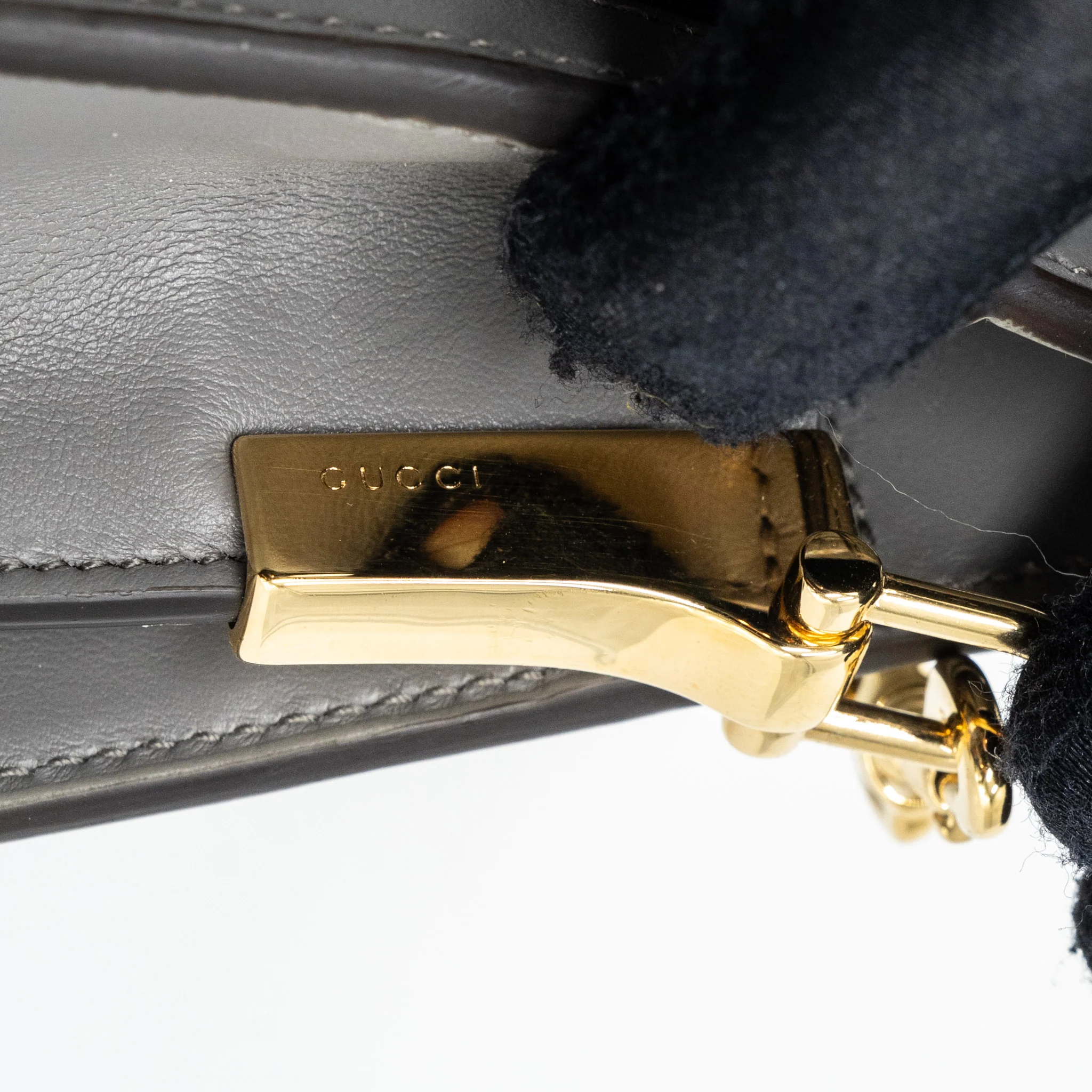 Gucci chain crossbody bag calfskin grey LGHW - Image 13
