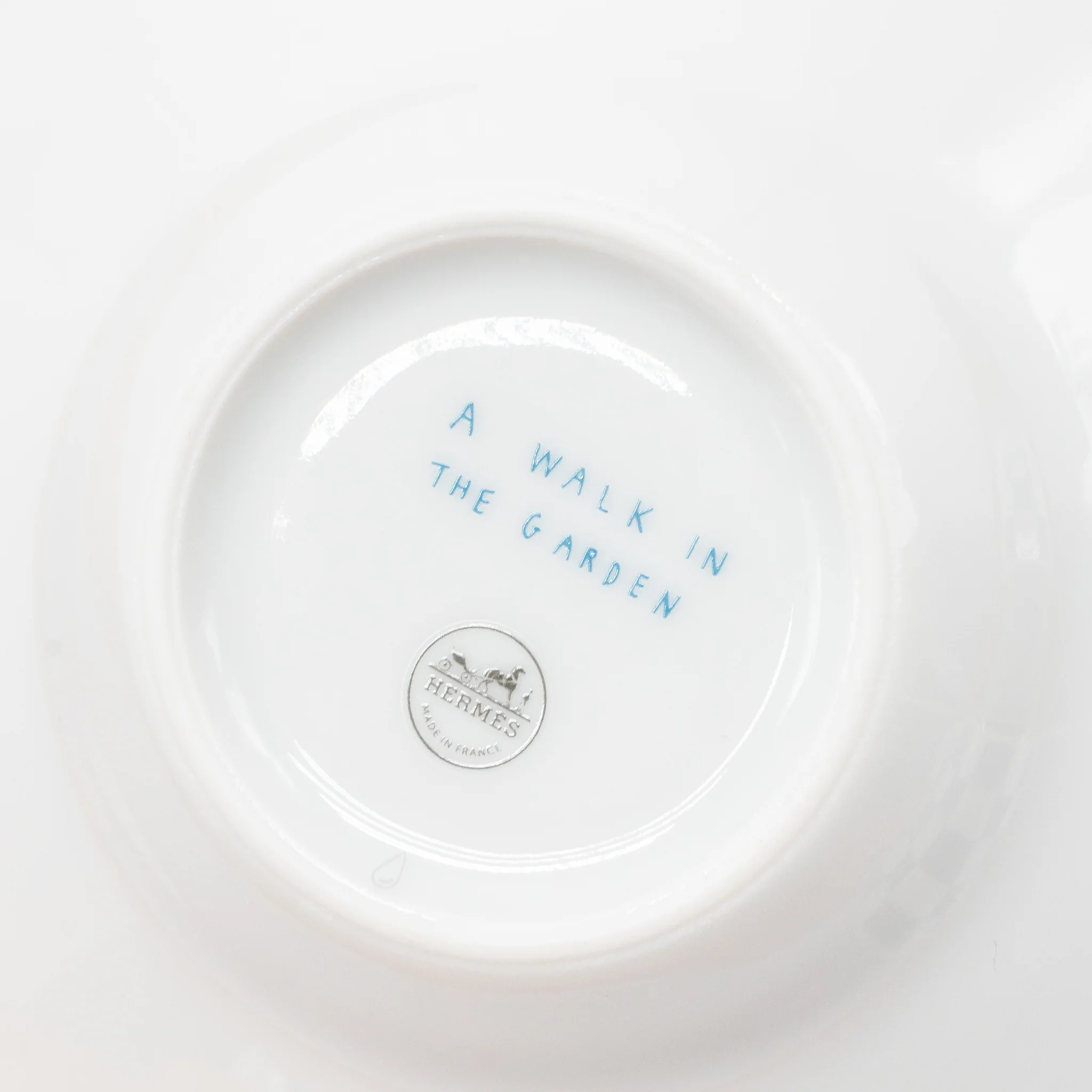 Hermes A Walk In The Garden Coffee Cup and Saucer Blue (2 Sets) - Image 4
