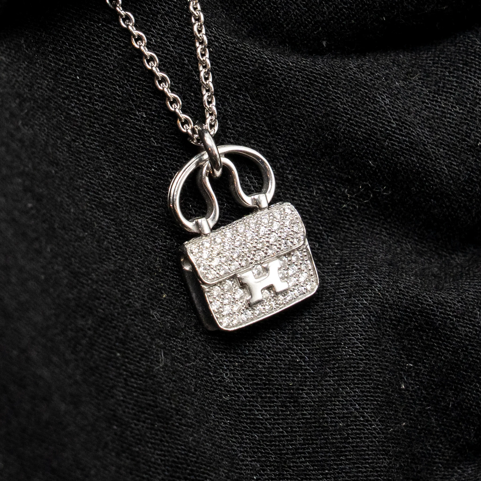 Hermes Constance pendant white gold with diamonds - Image 4