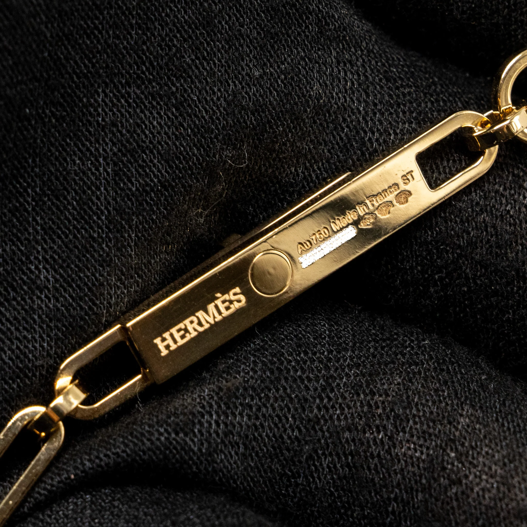 Hermes Size ST Kelly Chaine Lariat Necklace, Small Model, Yellow Gold/ Diamonds - Image 5