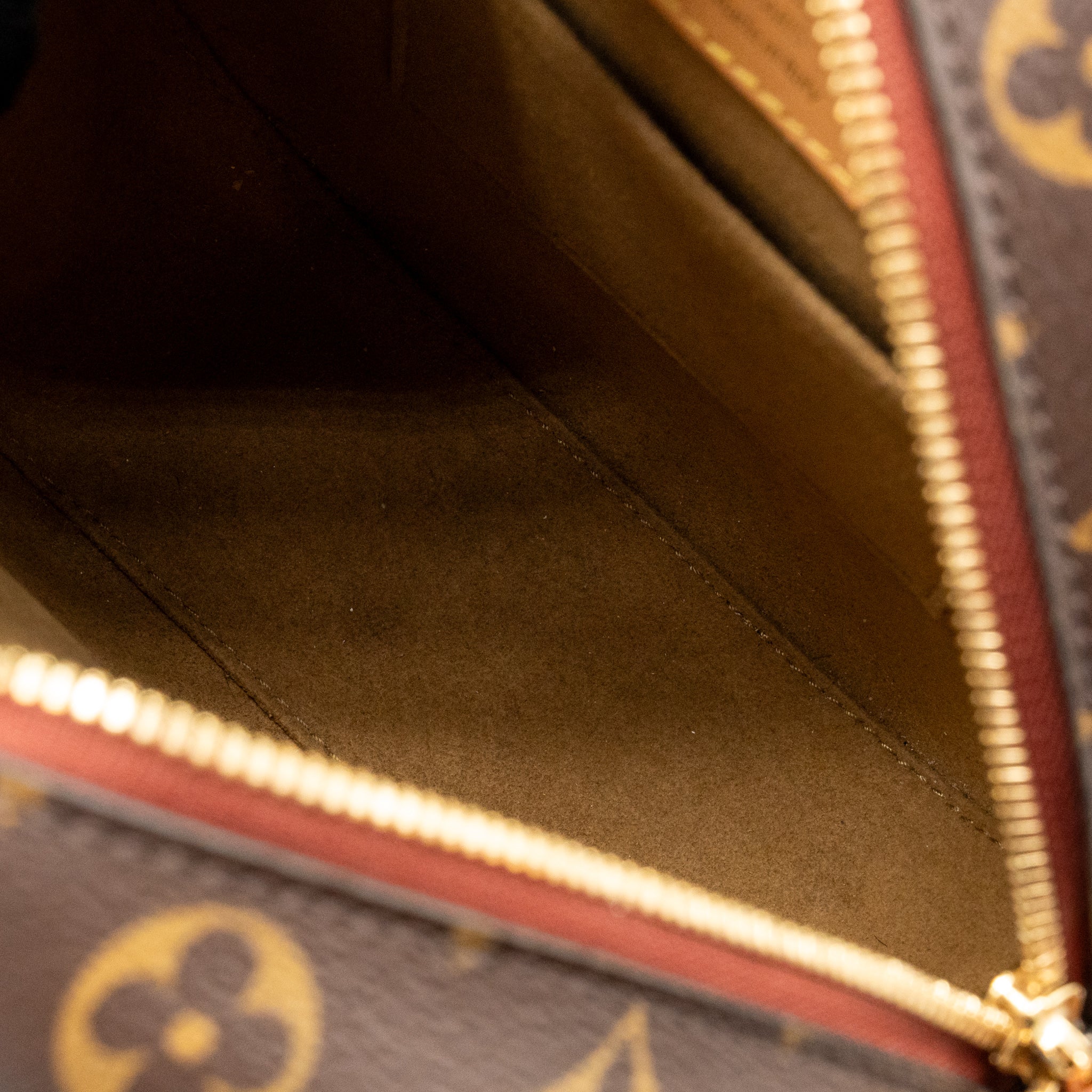 Louis Vuitton Boite Chapeau Souple MM Monogram Canvas GHW - Image 12