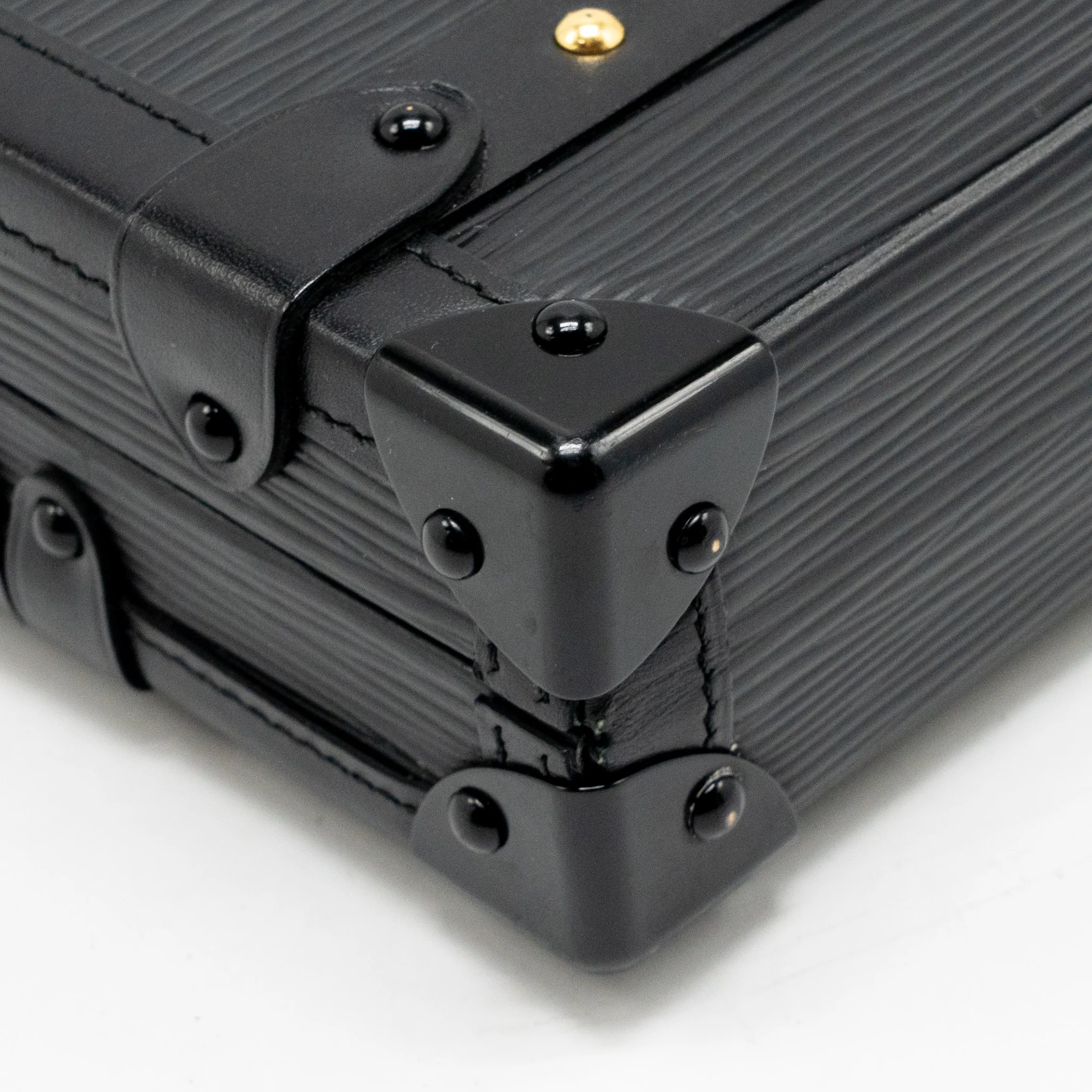 Louis Vuitton Petit Malle epi leather black GHW - Image 9