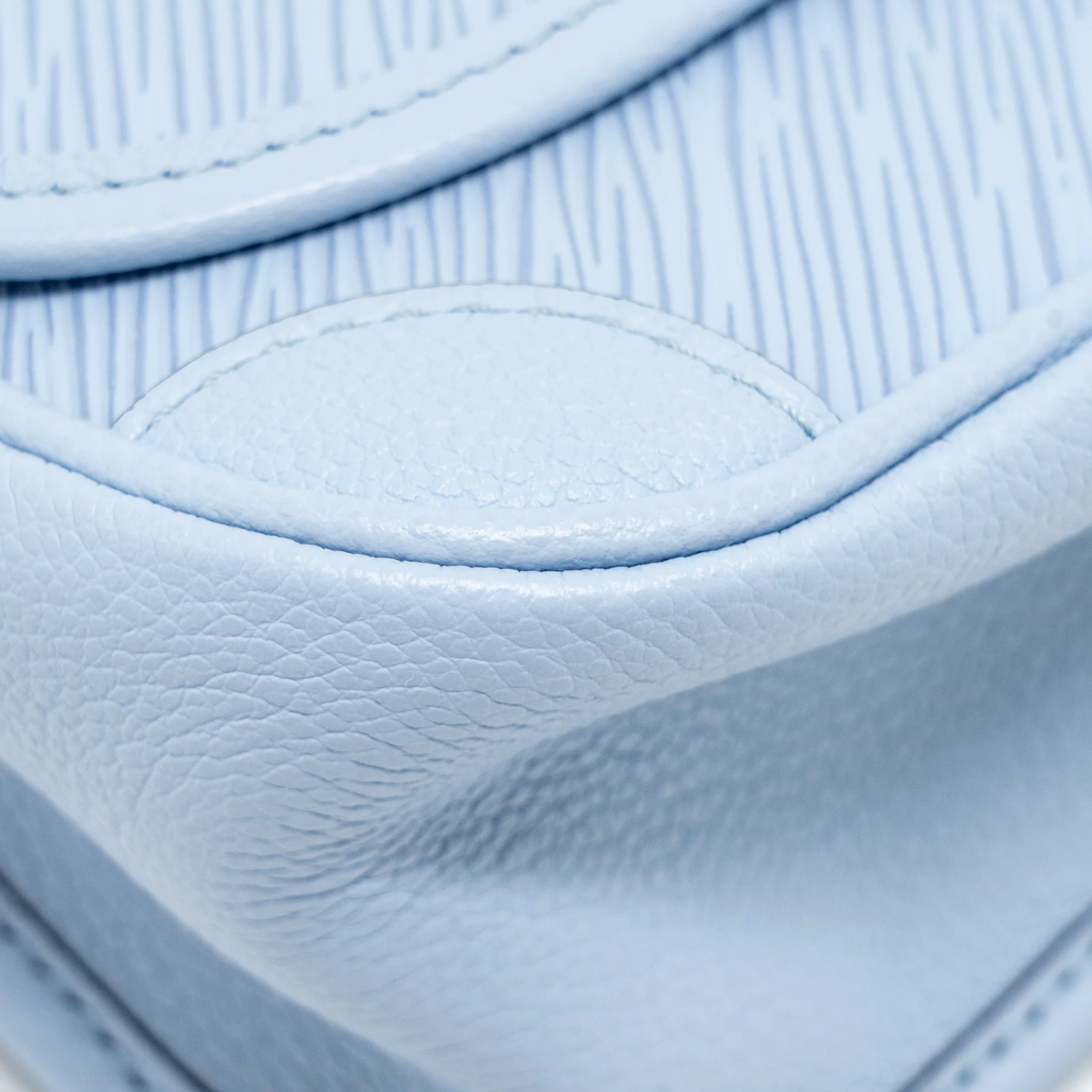 Louis Vuitton Buci Bag Epi Blue SHW - Image 8