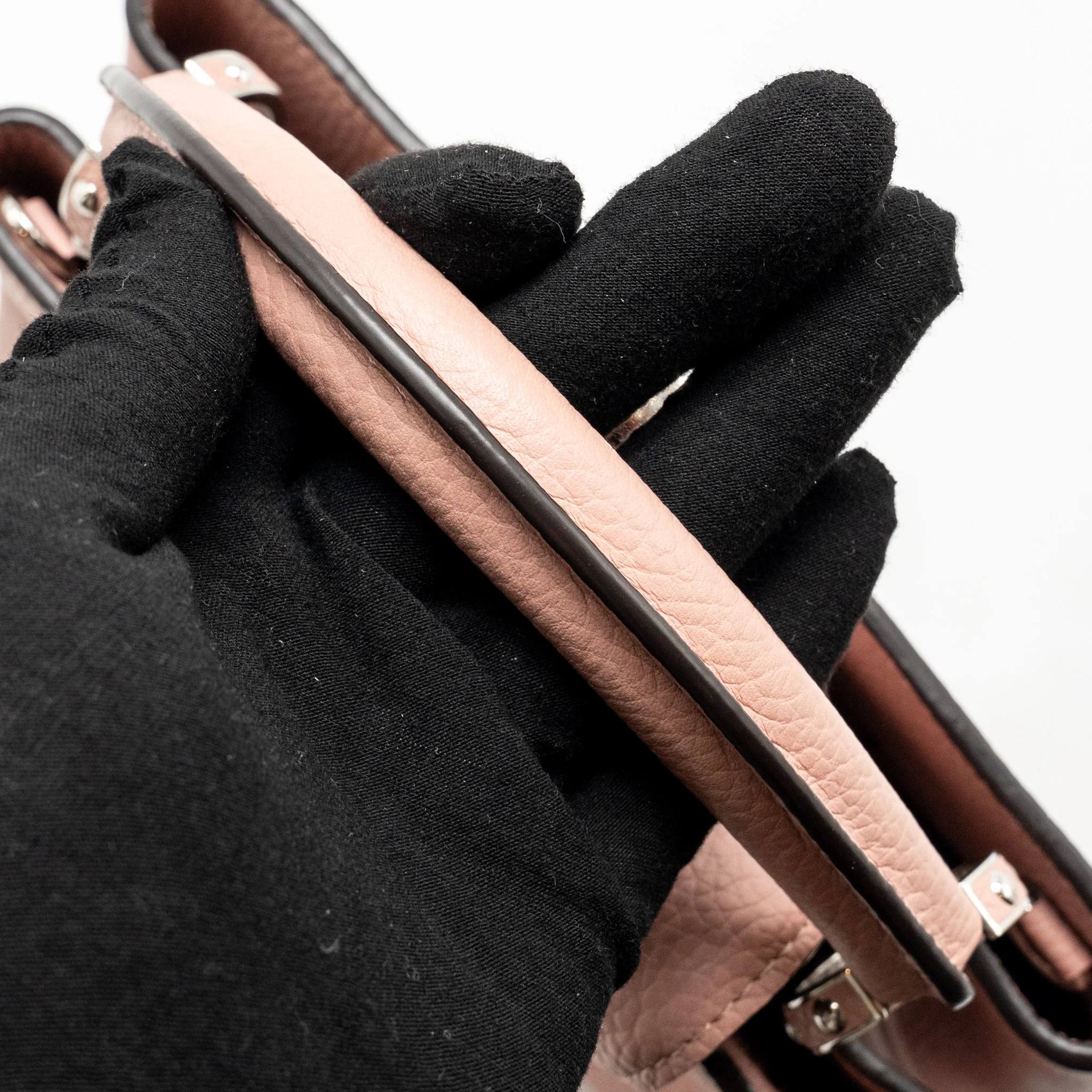 Louis Vuitton Capucines BB Taurillon Pink LGHW - Image 12