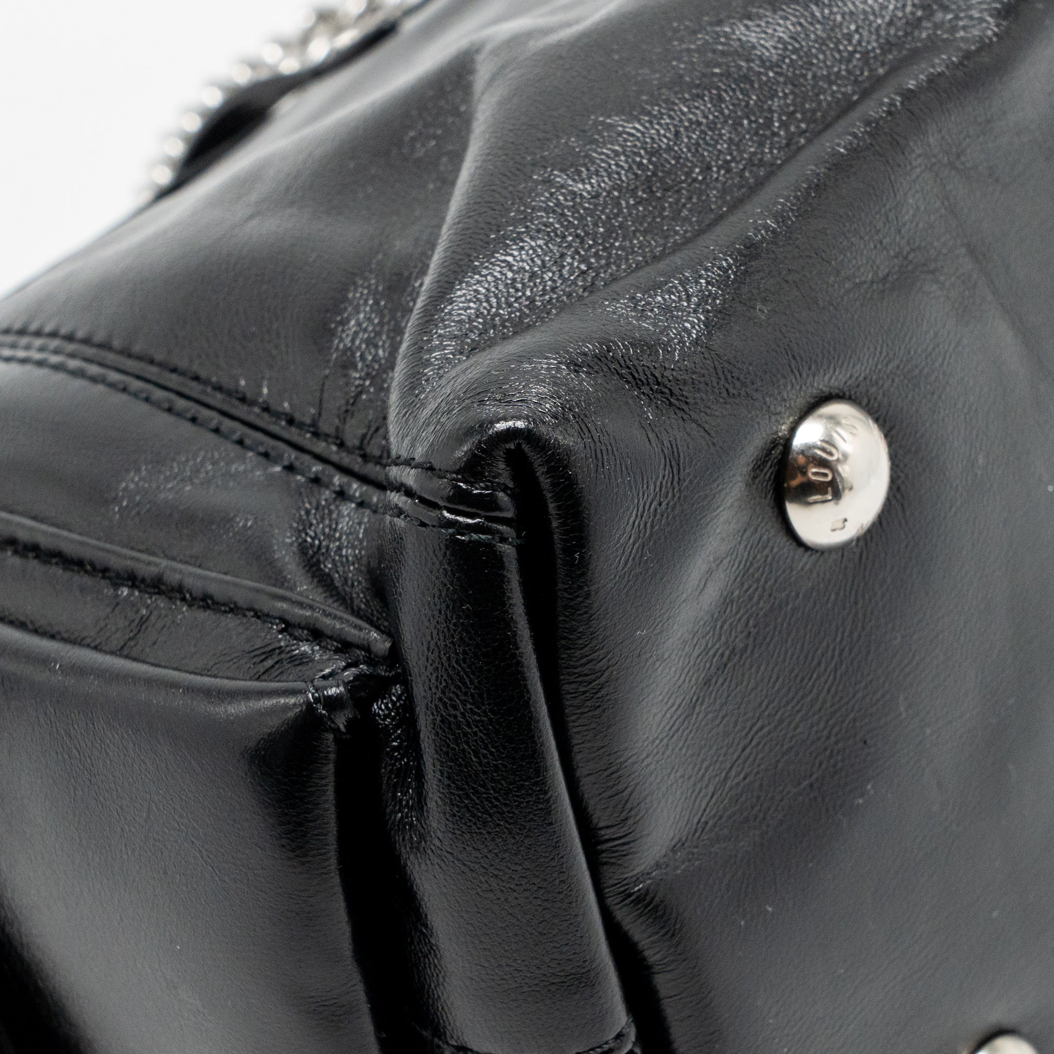 Louis Vuitton carryall cargo vibe pm lambskin black SHW - Image 9