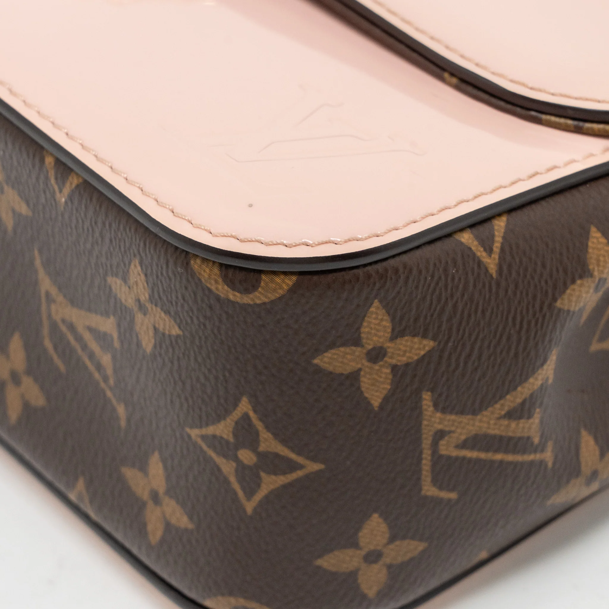 Louis Vuitton Cherrywood BB Shoulder Bag Patent / Monogram Canvas Light Pink GHW - Image 8