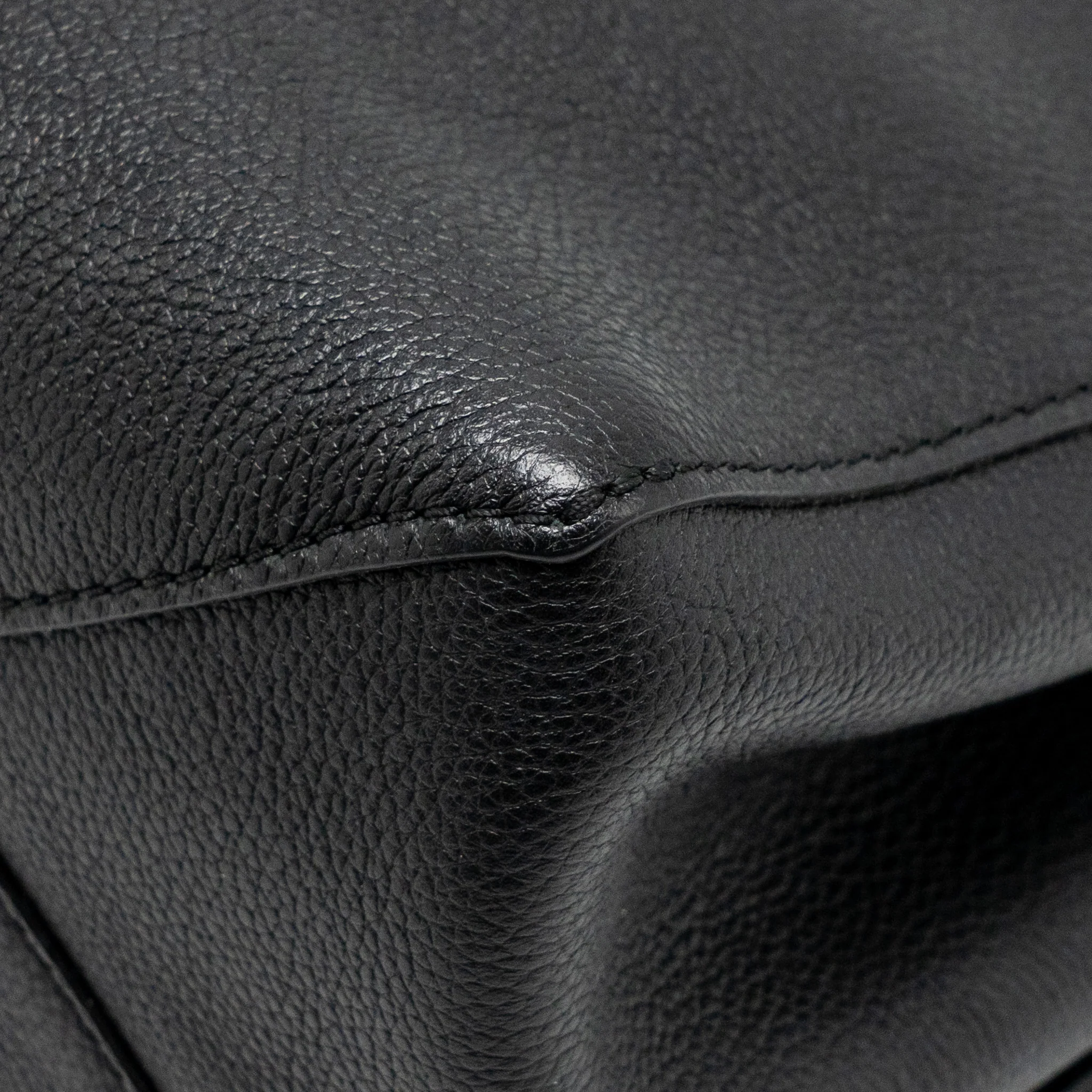 Louis Vuitton Lock Me Bag Calfskin Black SHW - Image 10