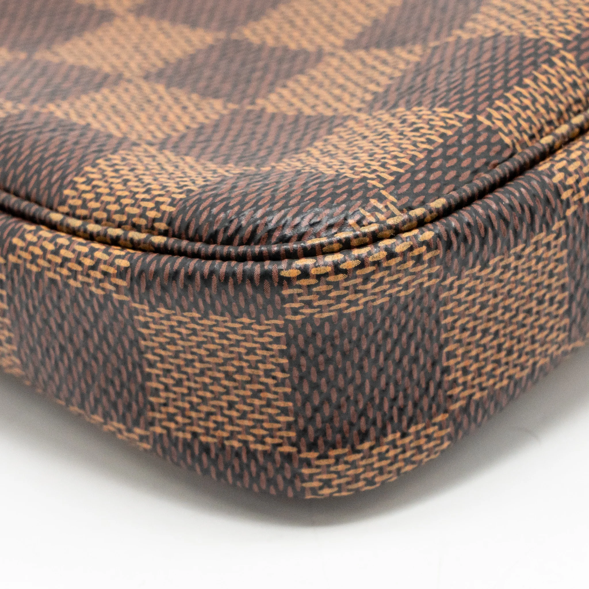 Louis Vuitton Mini Pochette Accessoires Damier Ebène Canvas/Leather GHW - Image 7