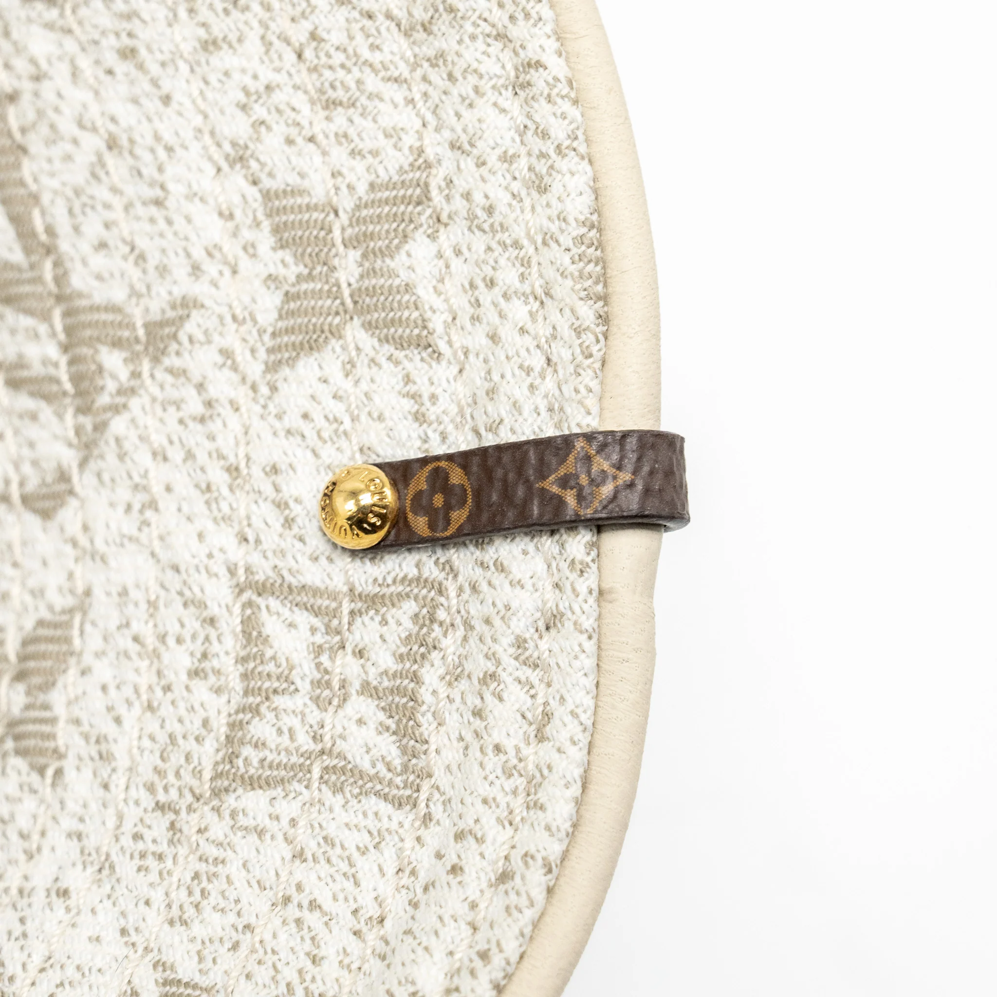 Louis Vuitton Monogram Jacquard Denim Bucket Hat Light Grey/Multidolour - Image 6