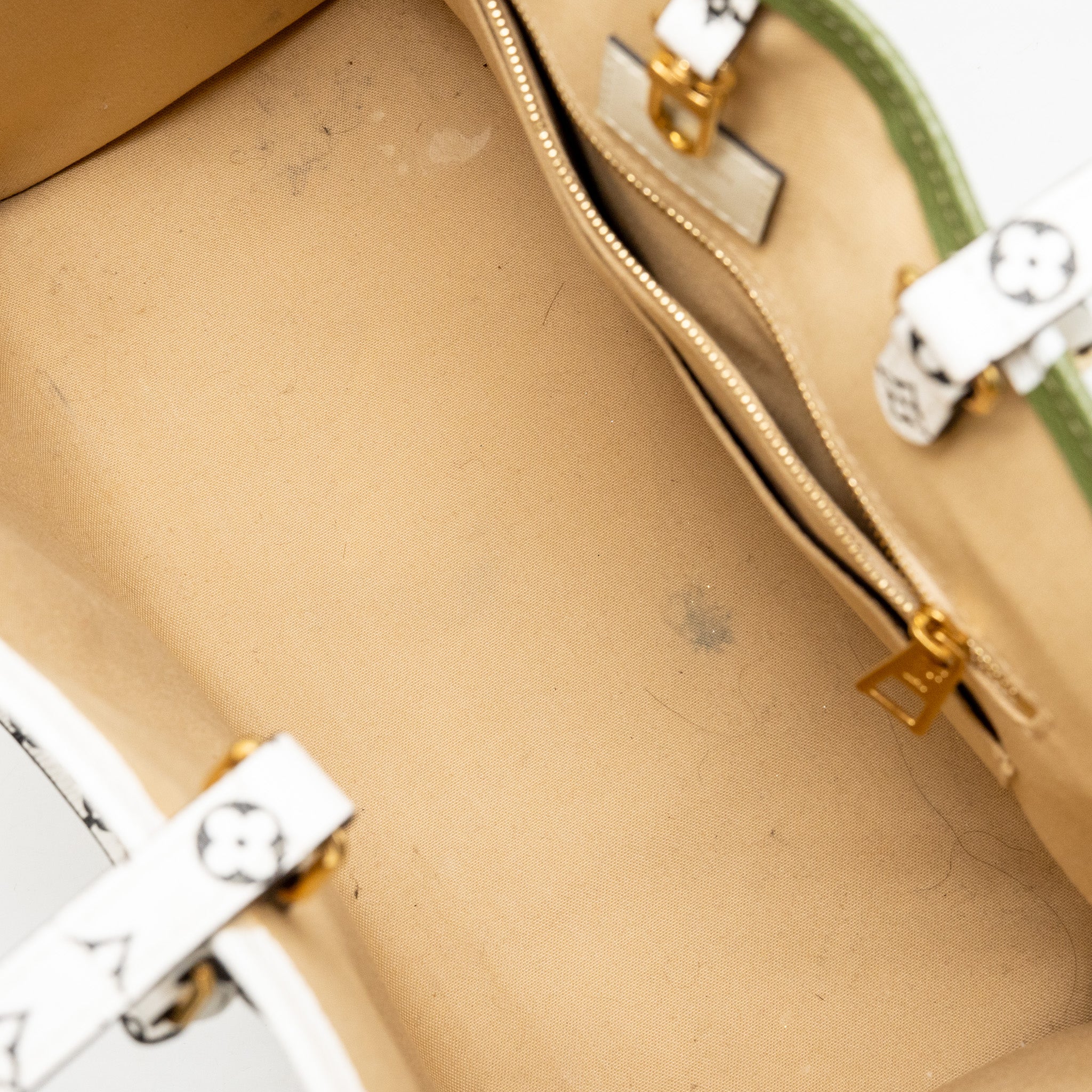 Louis Vuitton onthego GM tote bag Giant monogram canvas Multicolour GHW - Image 11