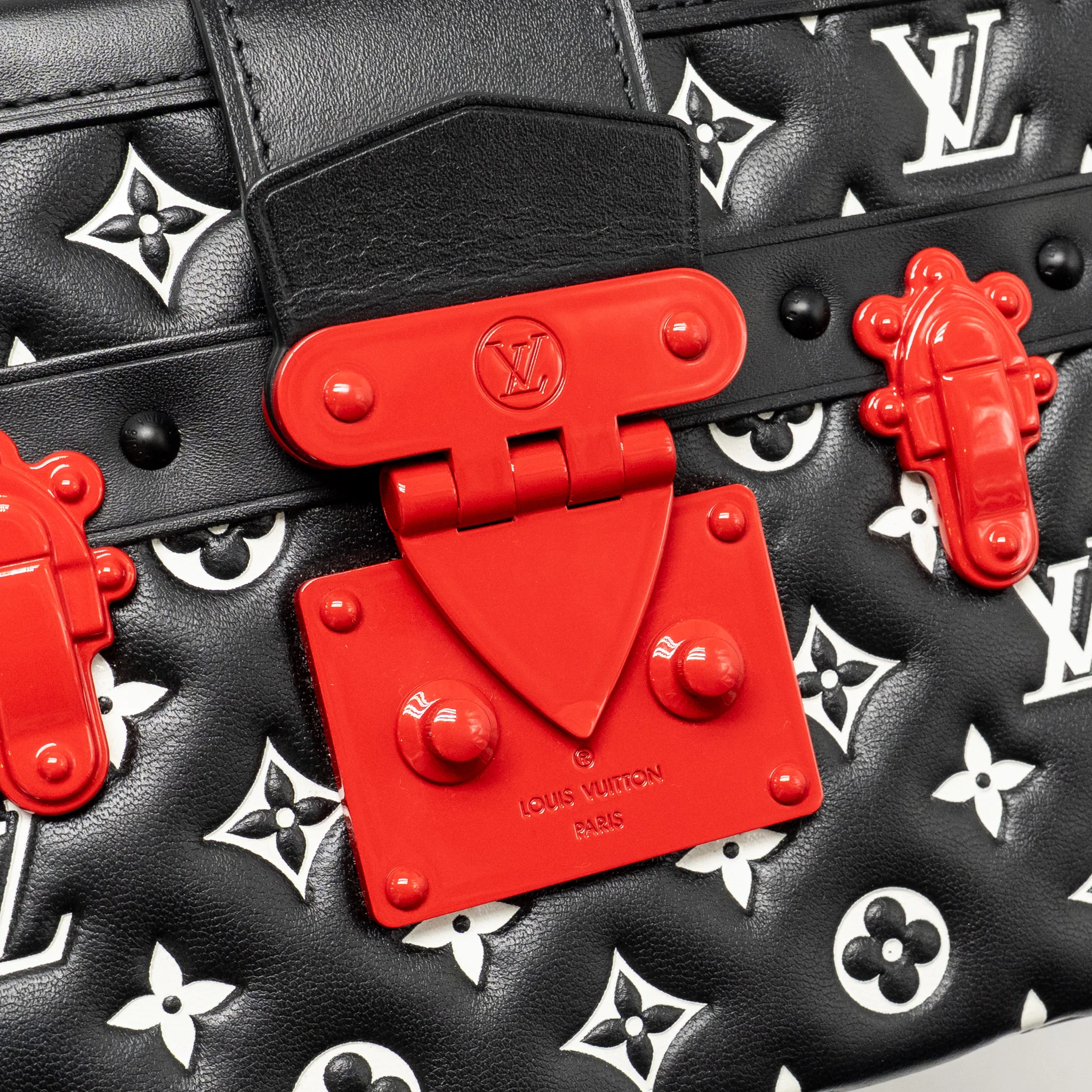 Louis Vuitton Petite Malle Monogram Embossed Leather Black/Red Multicolour Hardware - Image 12