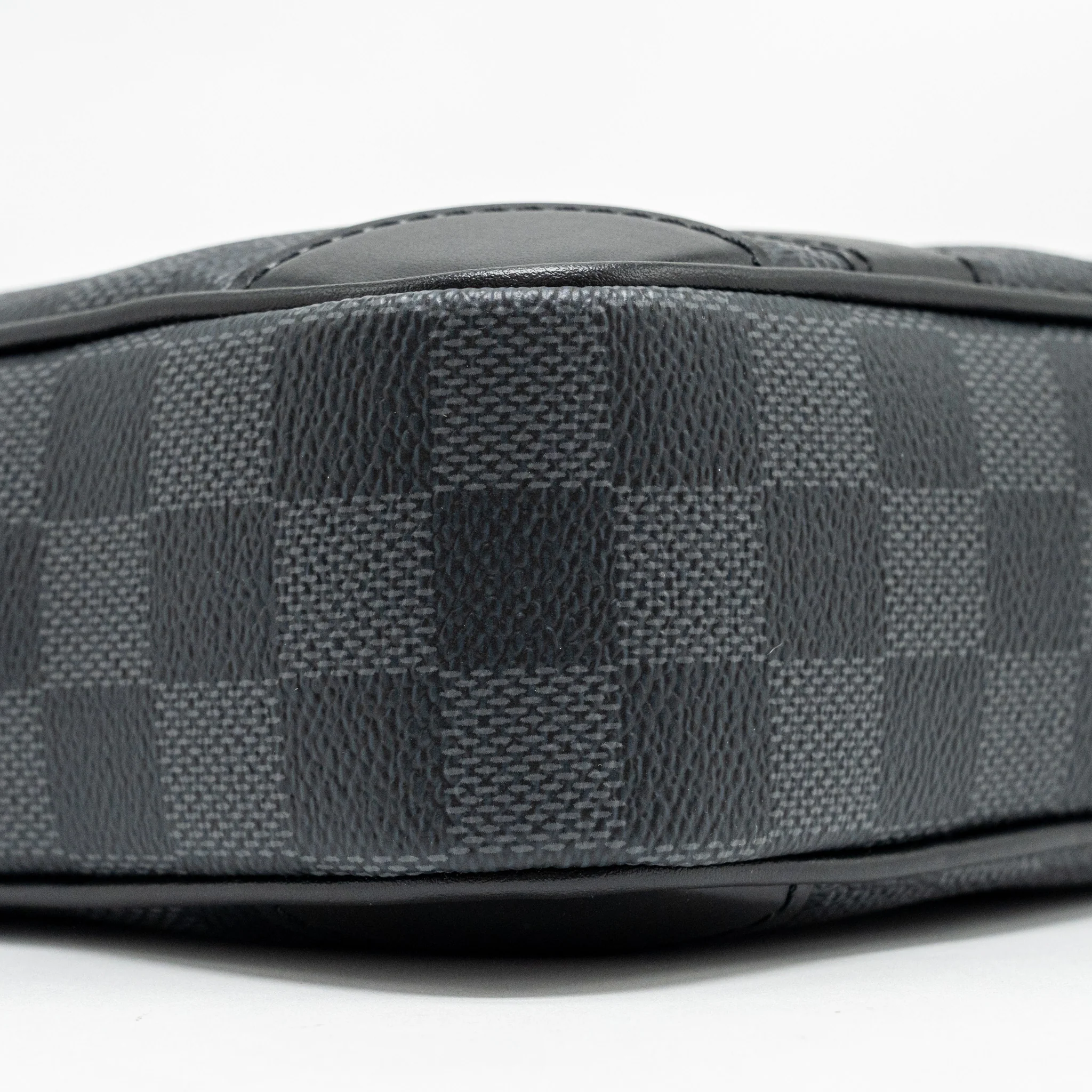 Louis Vuitton Pochette Kasai Clutch Bag Damier Graphite Canvas So Black - Image 6