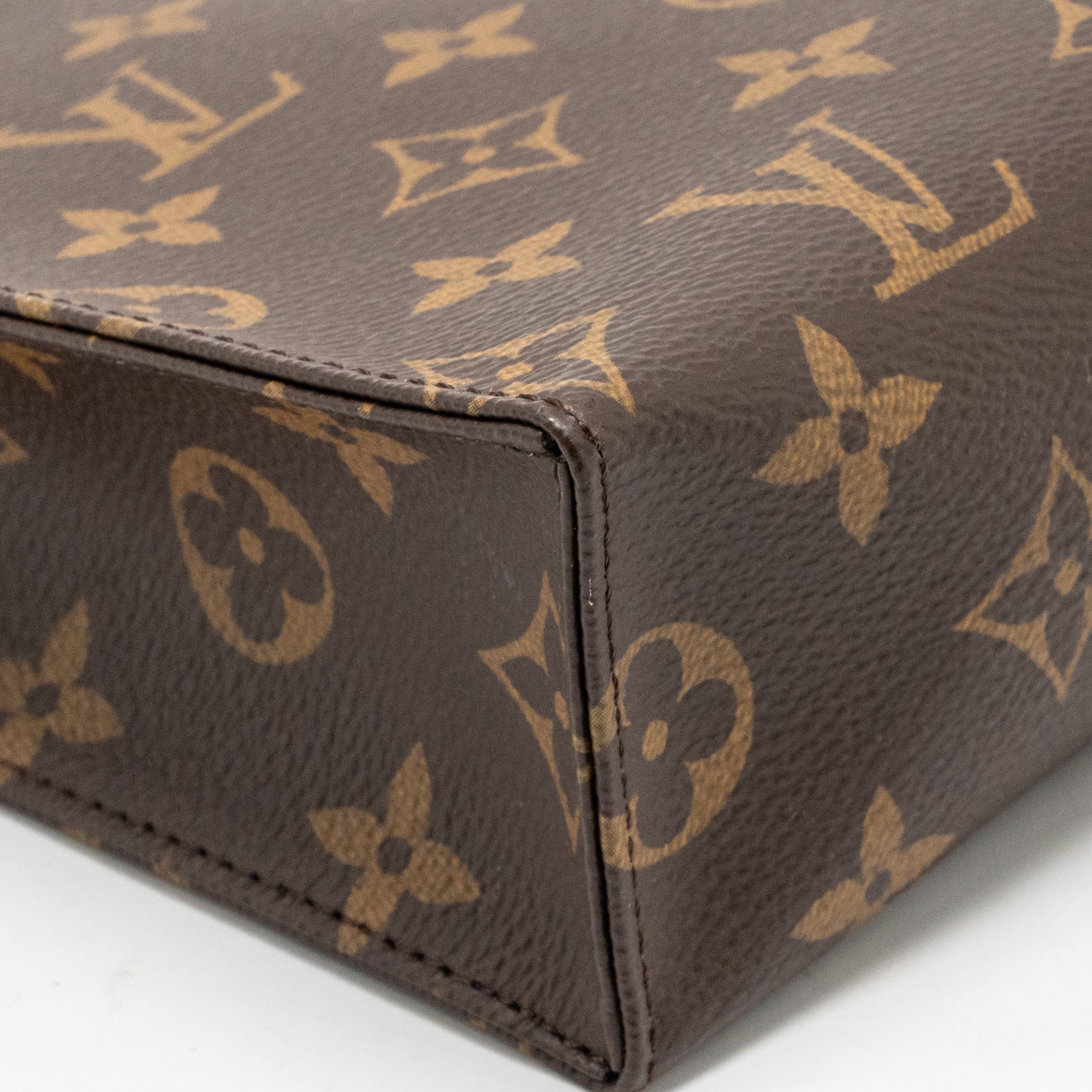 LOUIS VUITTON Toiletry Pochette 26 Monogram Canvas GHW - Image 7
