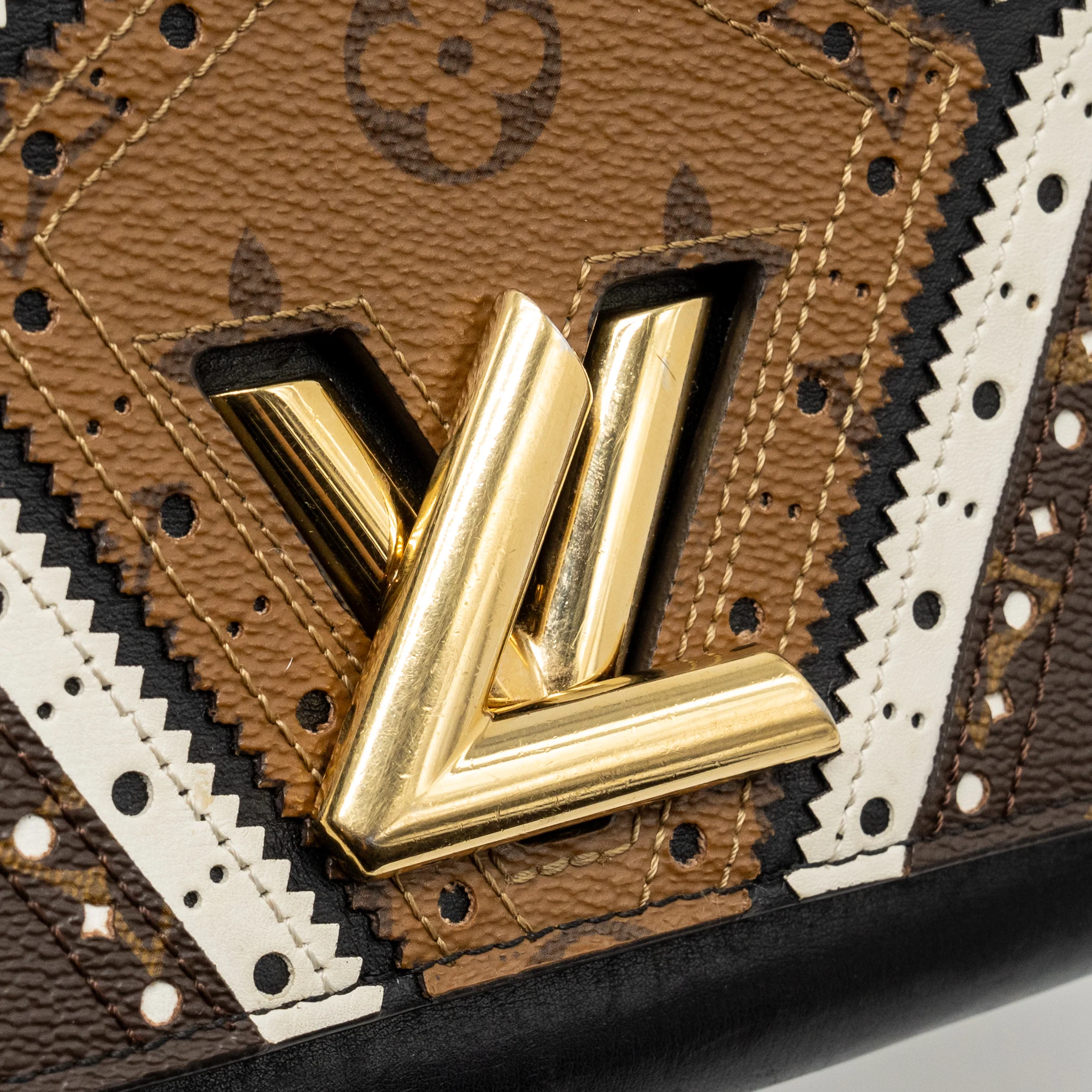 Louis Vuitton Twist Wallet On Chain Monogram Canvas / Leather Multicolour GHW - Image 11