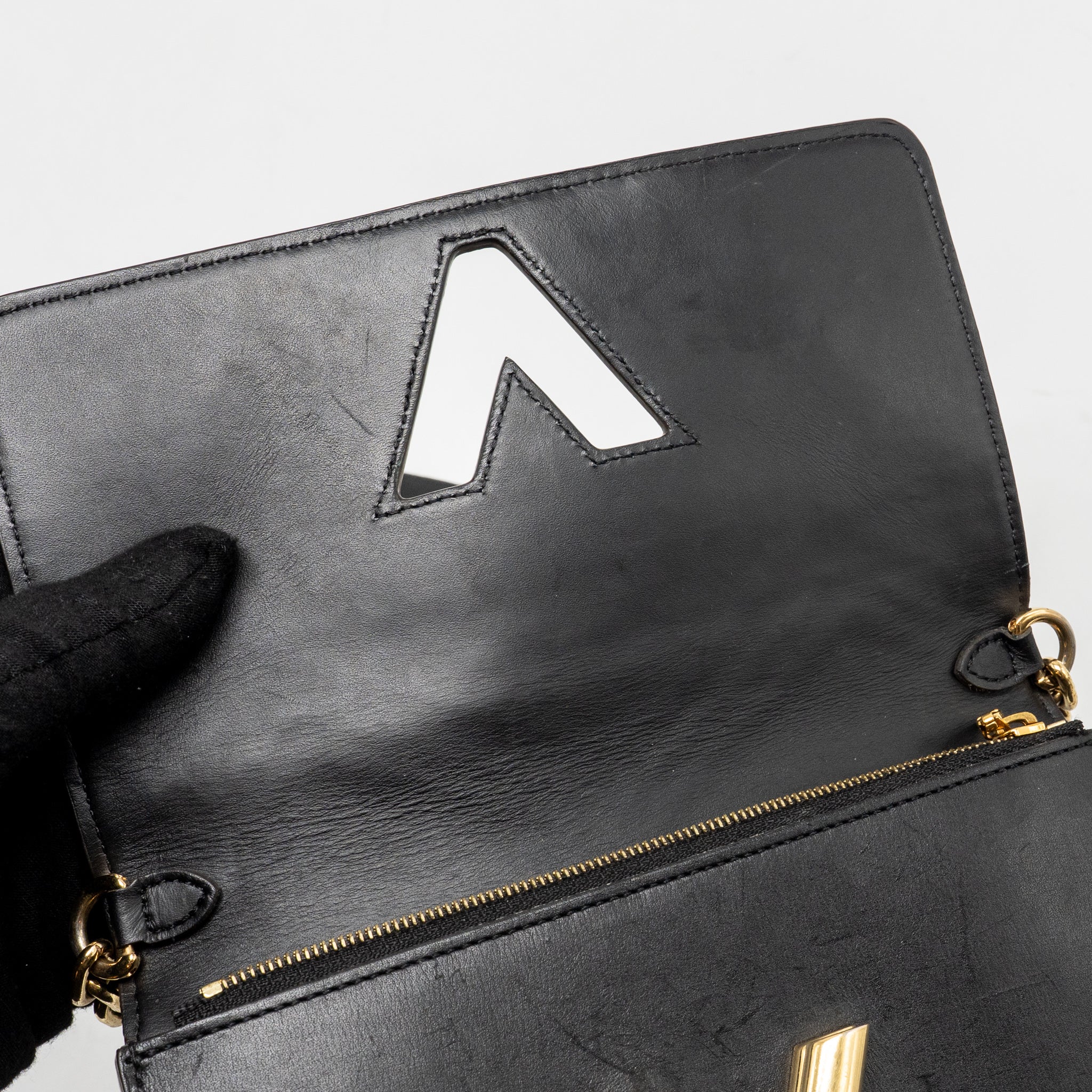 Louis Vuitton Twist Wallet On Chain Monogram Canvas / Leather Multicolour GHW - Image 13
