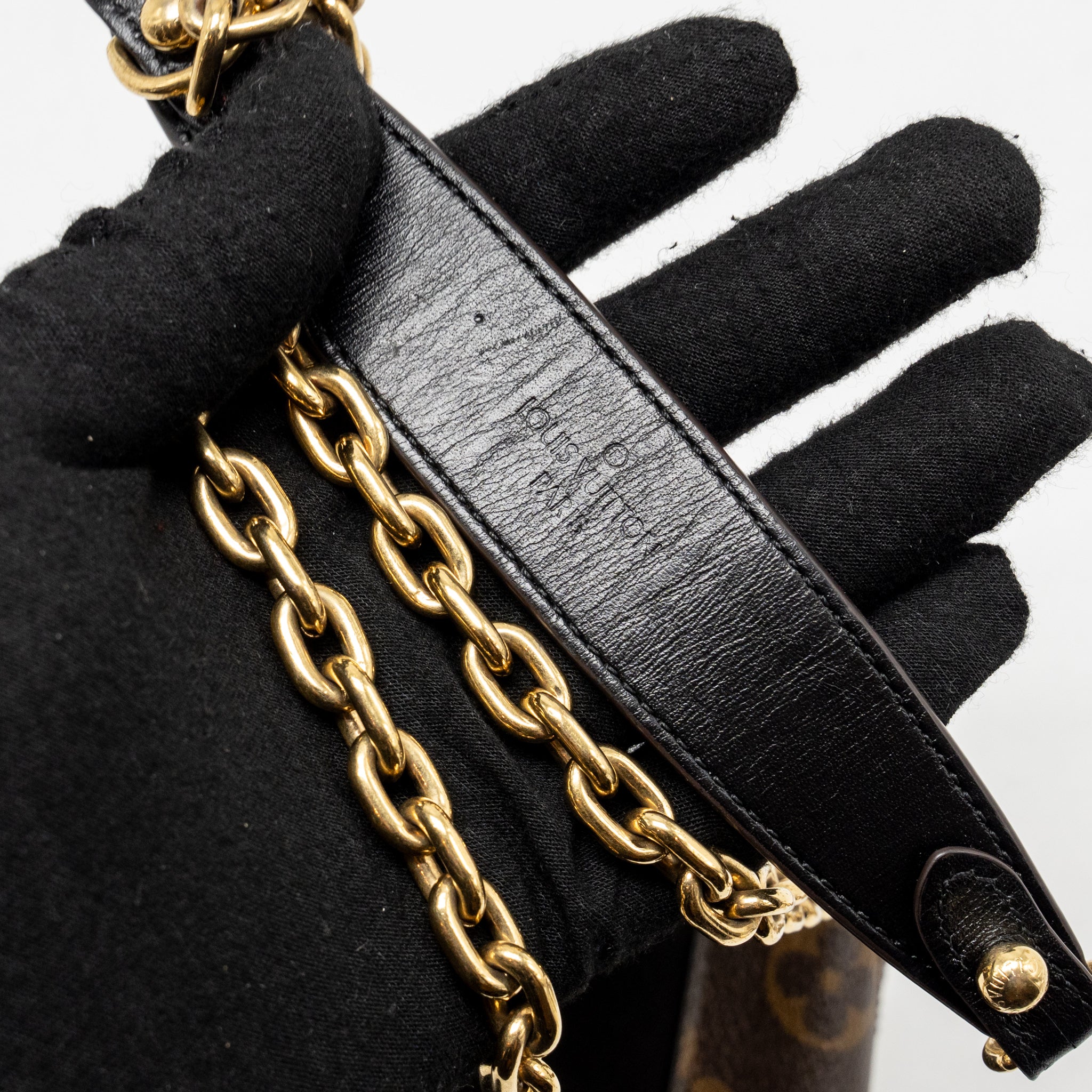 Louis Vuitton Twist Wallet On Chain Monogram Canvas / Leather Multicolour GHW - Image 17