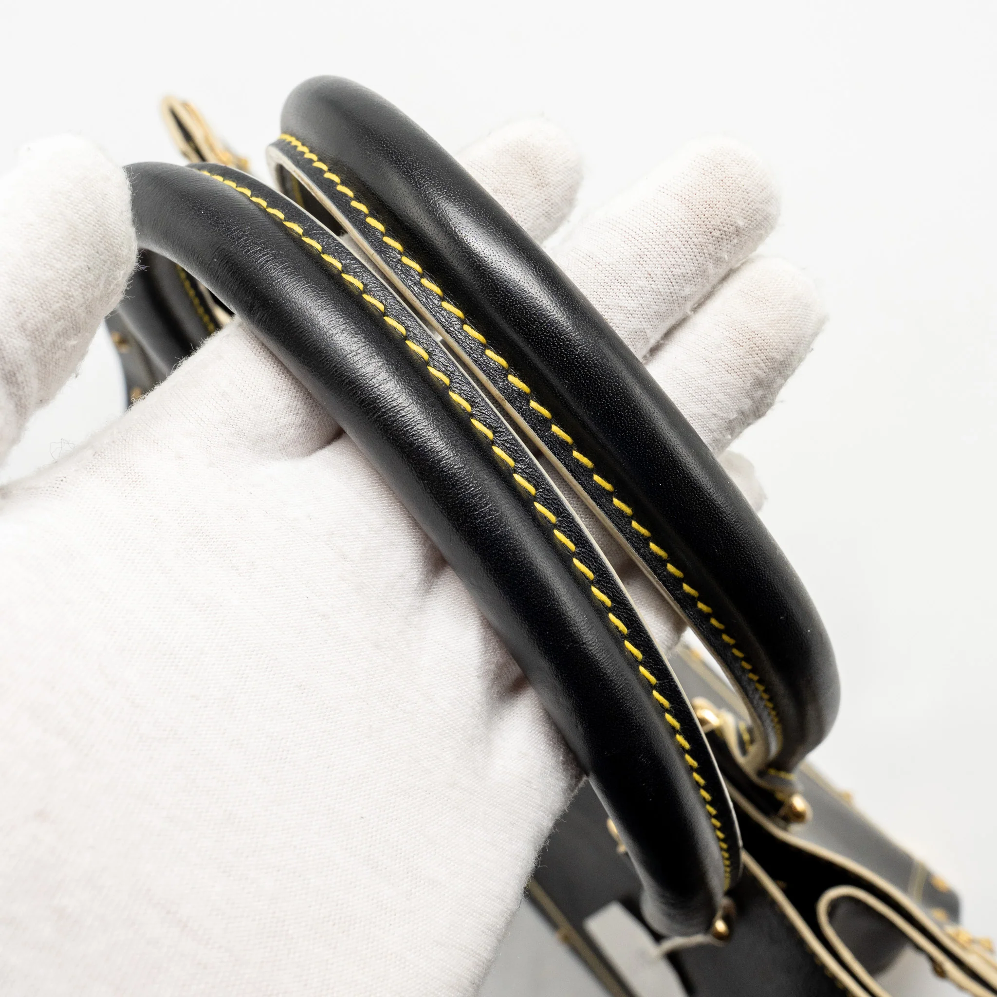 Louis Vuitton Vintage Shoulder Bag Black GHW - Image 12