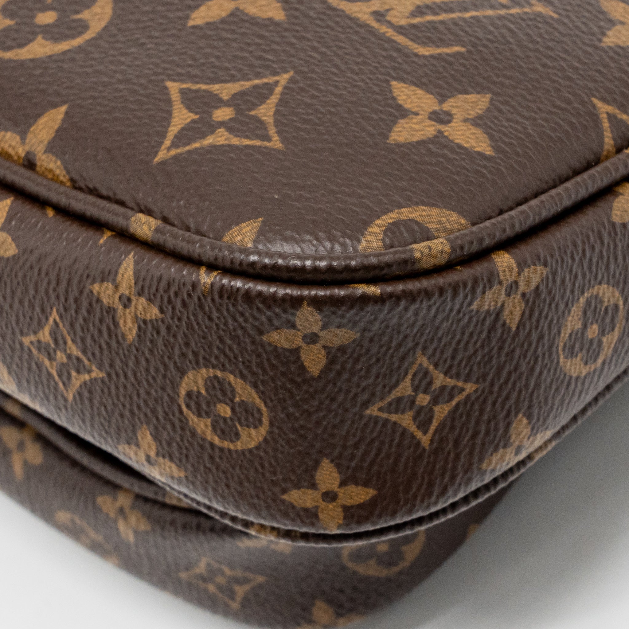 Louis Vuitton Multi Pochette Accessoires Monogram Canvas Khaki GHW - Image 10