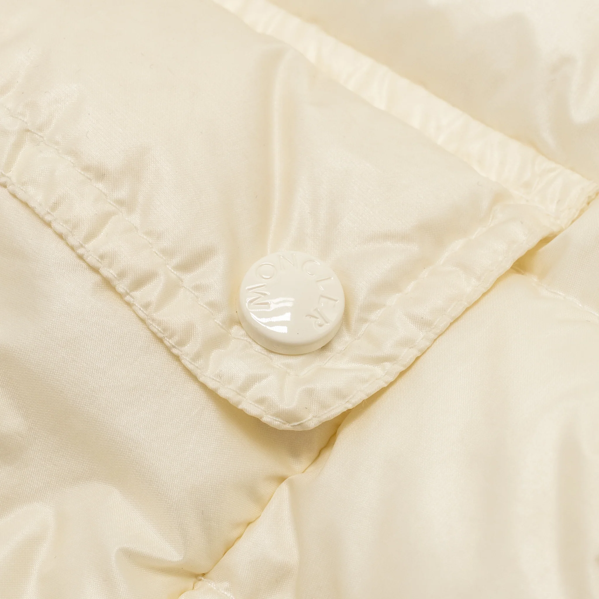 Moncler size 1 lans packable short down jacket nylon white - Image 6