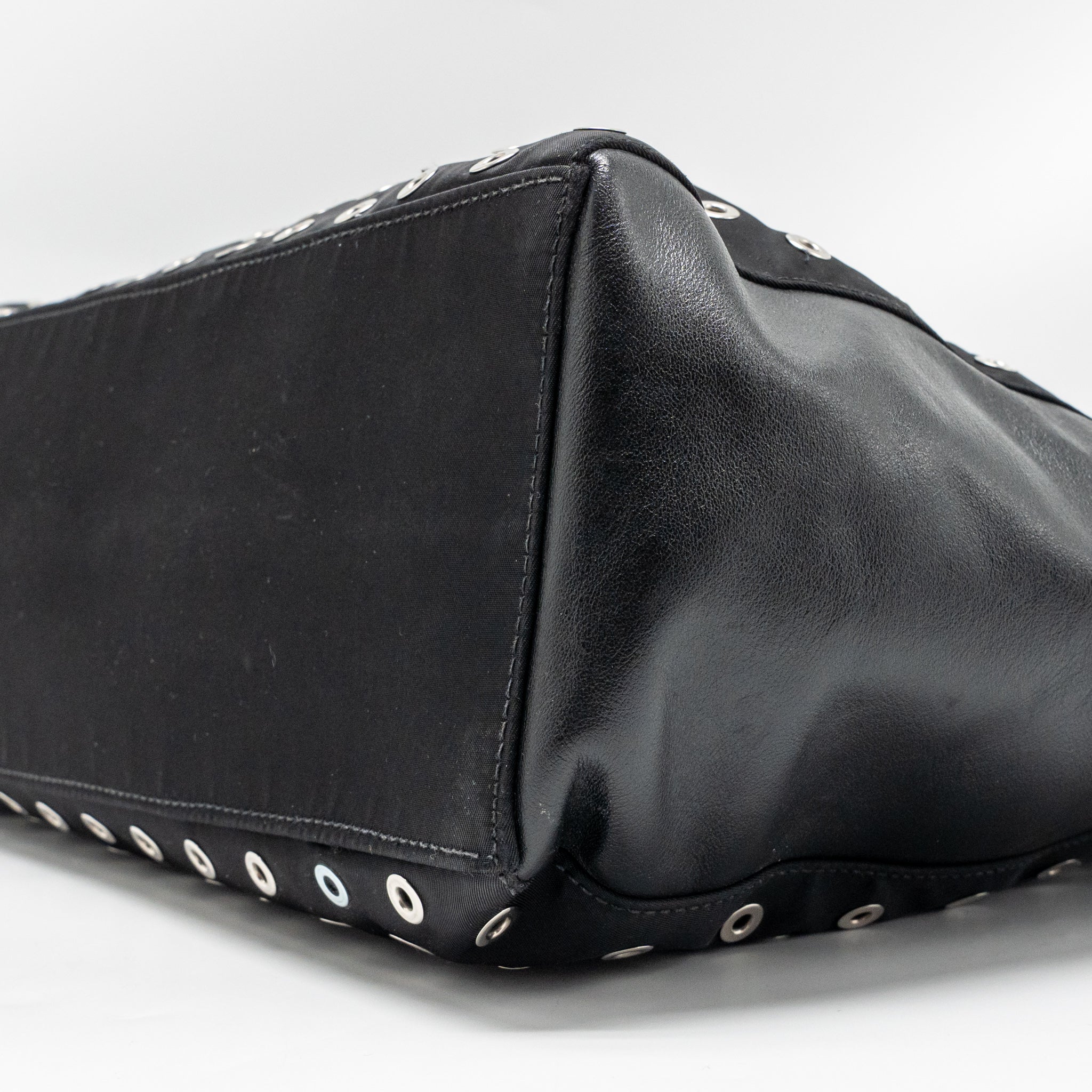 Prada shoulder bag lambskin / fabric black SHW - Image 7