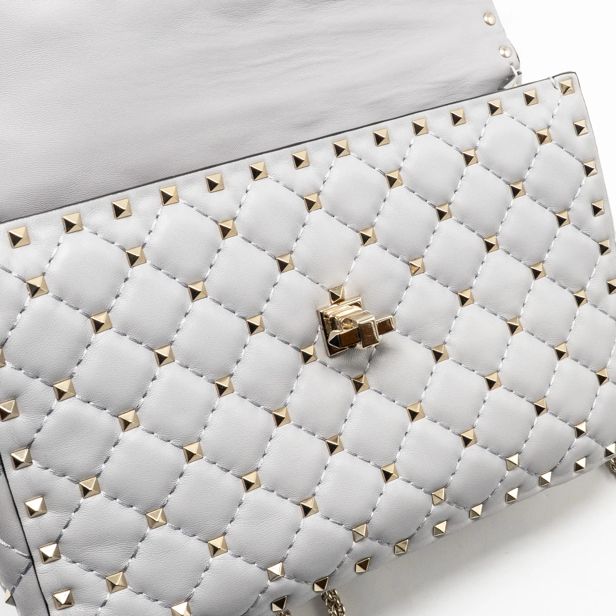 Valentino Medium Rockstud Spike Bag Lambskin Nappa Light Grey LGHW - Image 14